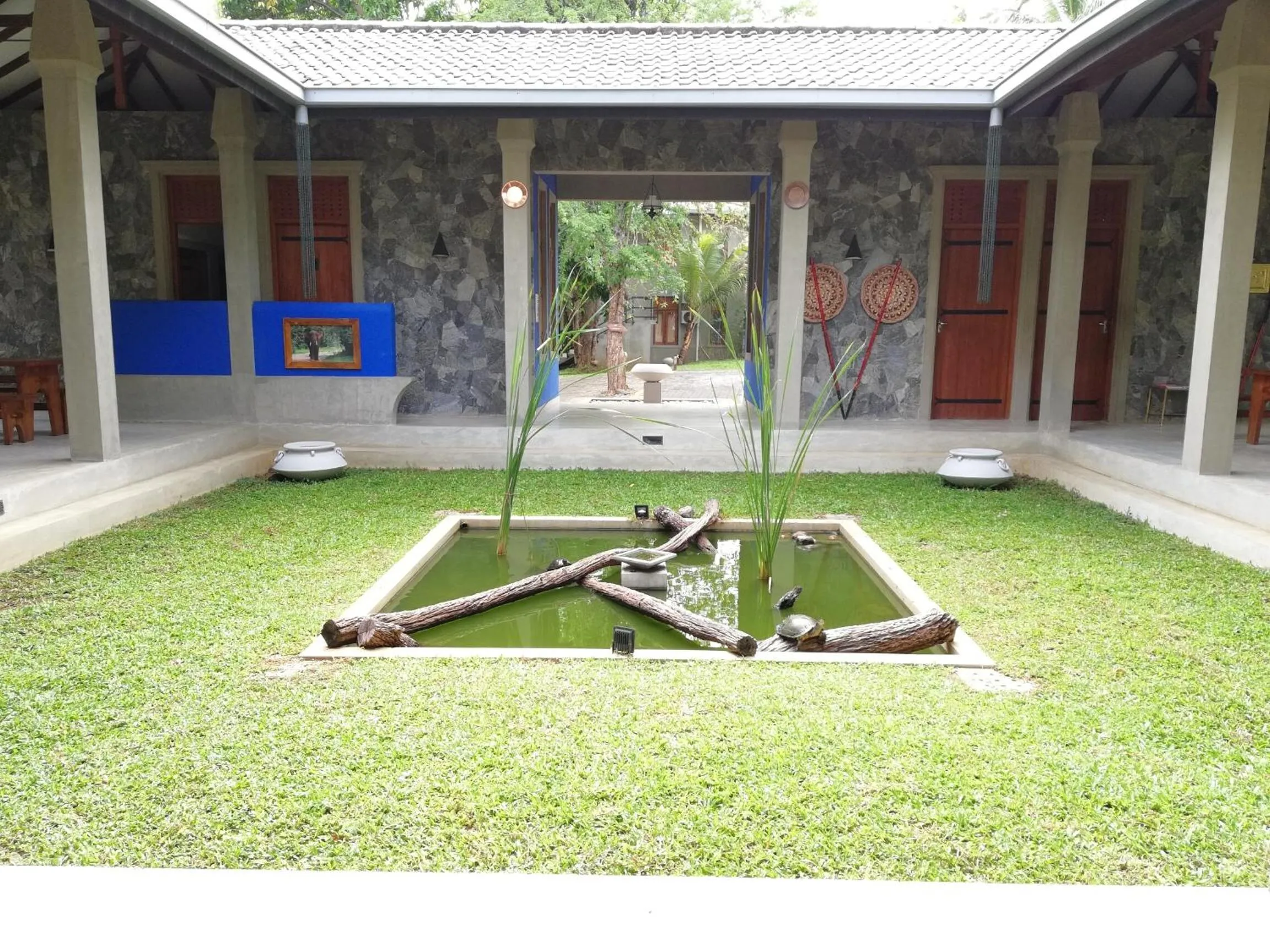 Nil Diya Mankada Safari Lodge