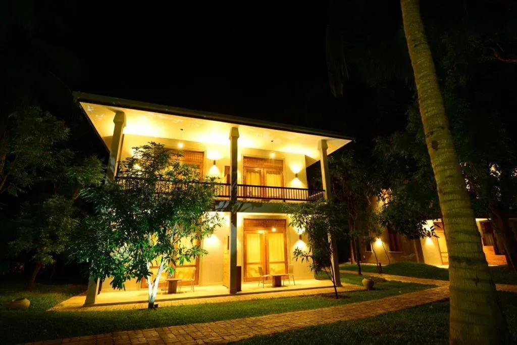 Nil Diya Mankada Safari Lodge