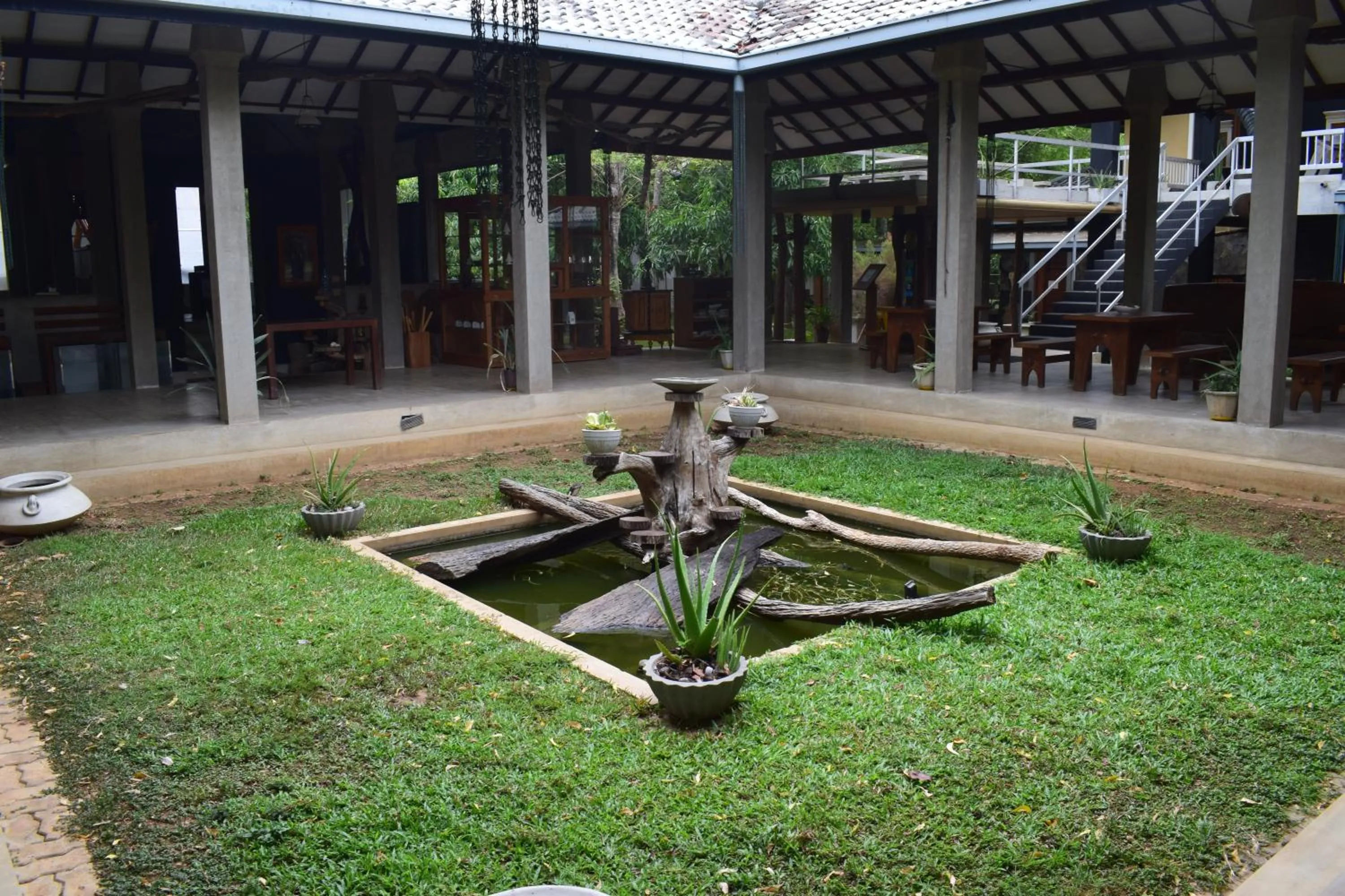 Nil Diya Mankada Safari Lodge