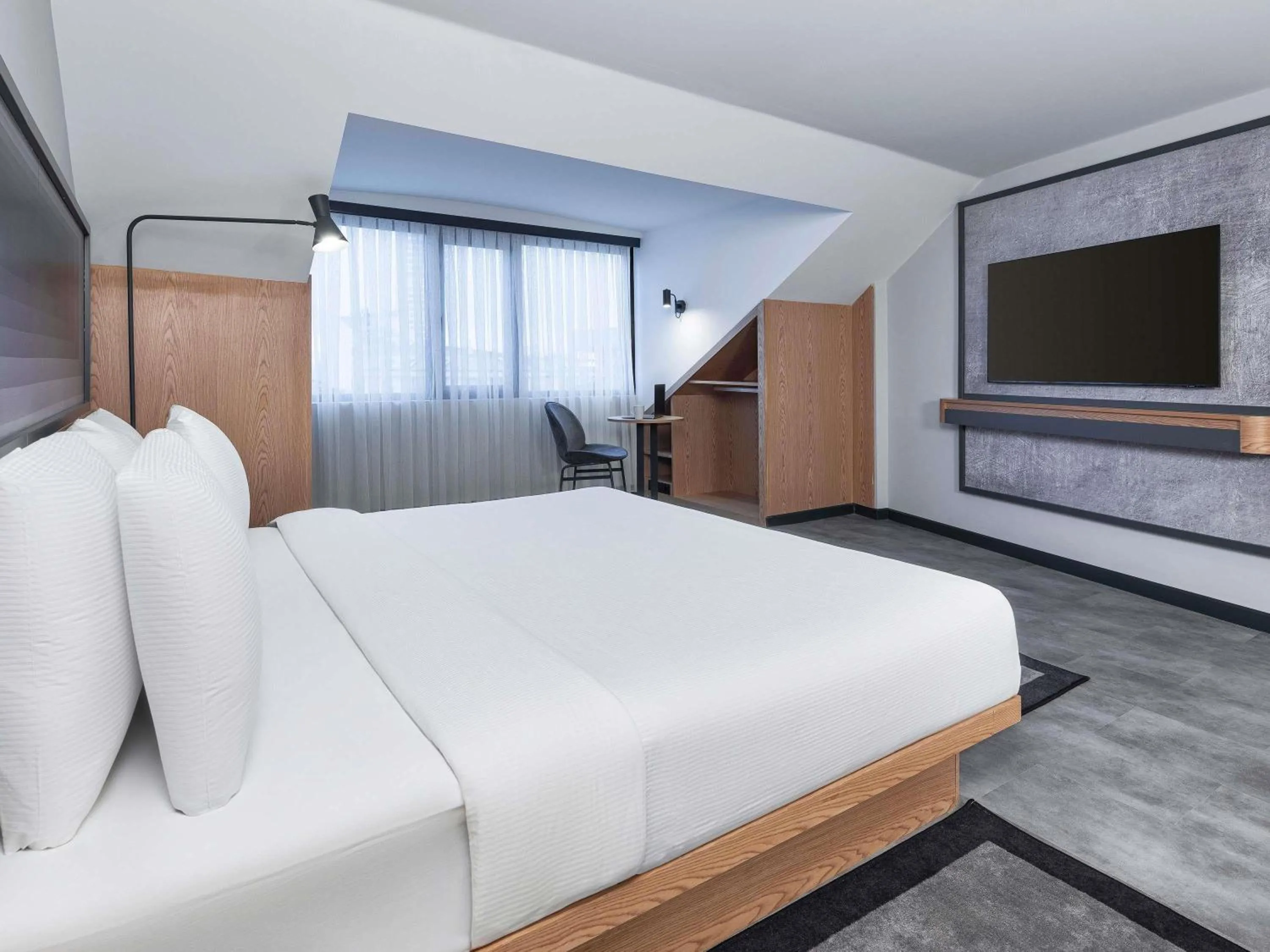 Bedroom, Bed in ibis Istanbul Sisli