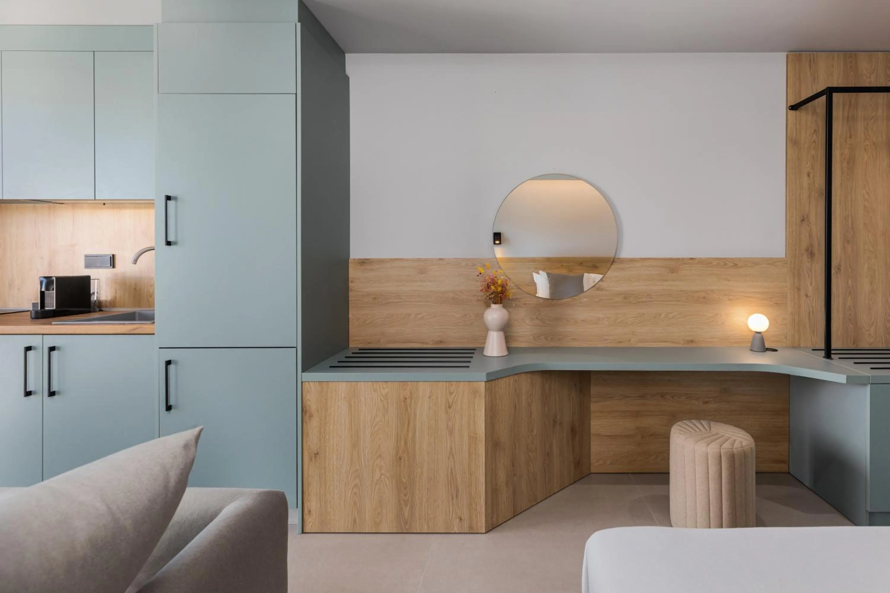 Kitchen or kitchenette in The 8 Suites