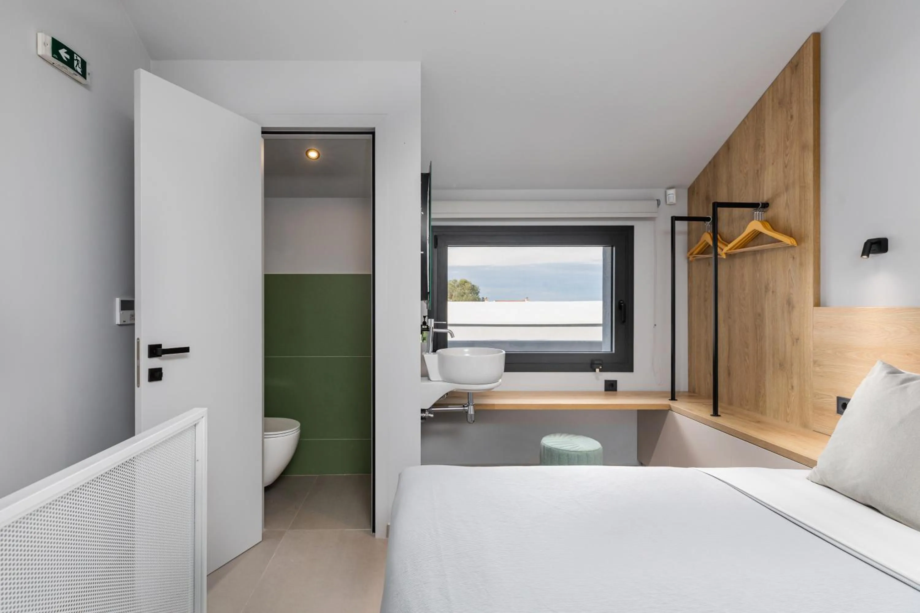 Bedroom, Bed in The 8 Suites