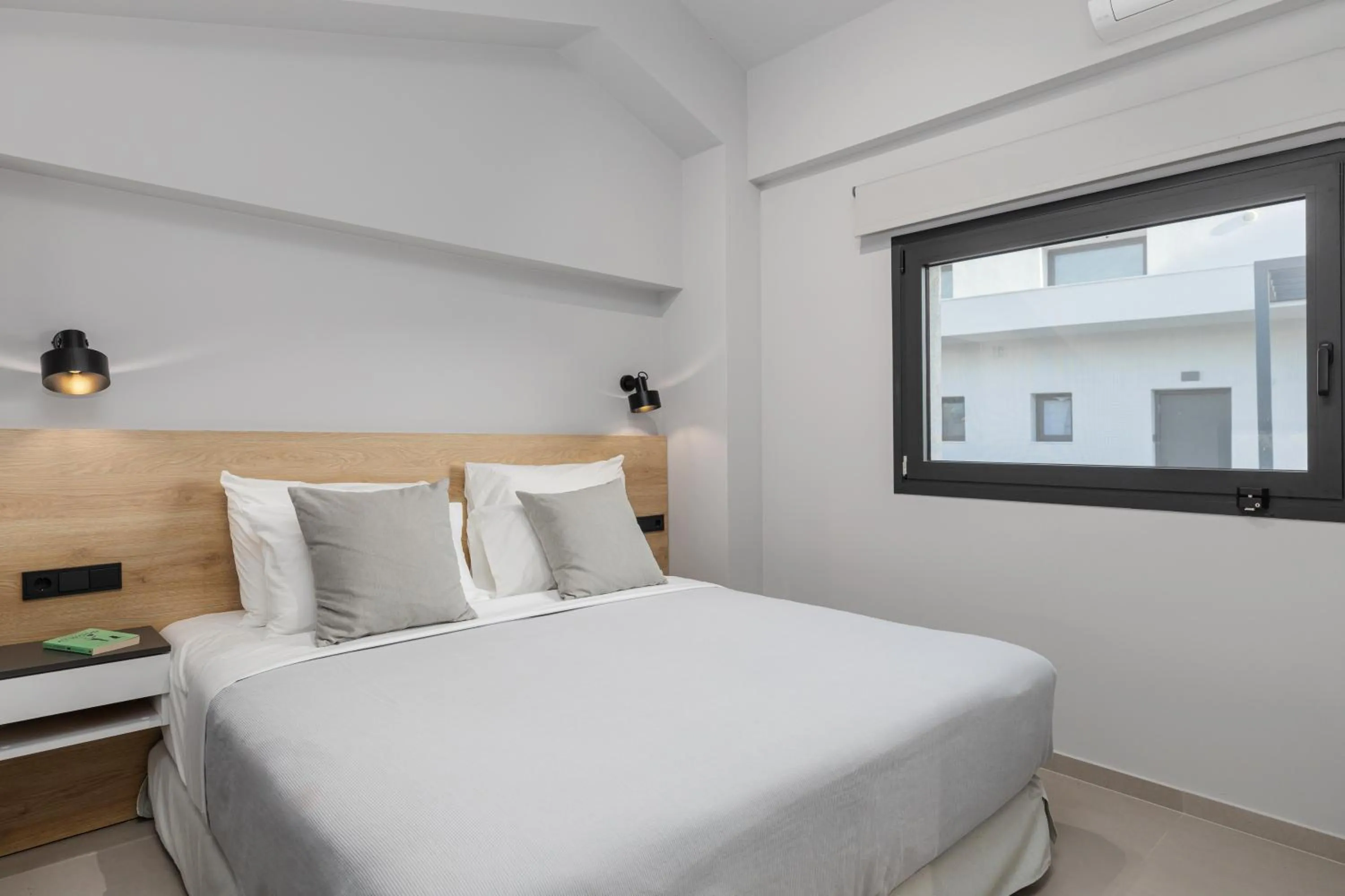 Bed in The 8 Suites