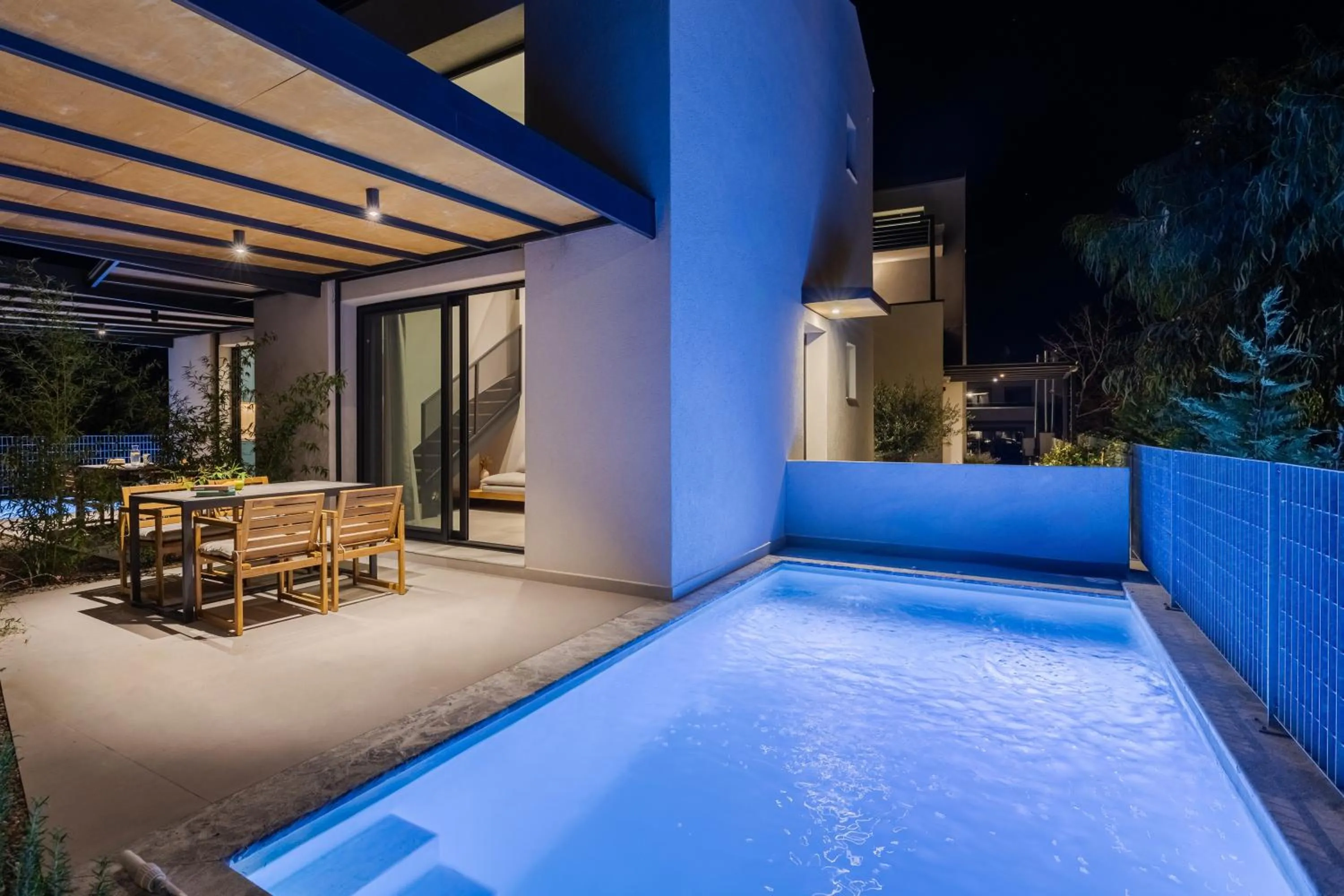 Night in The 8 Suites