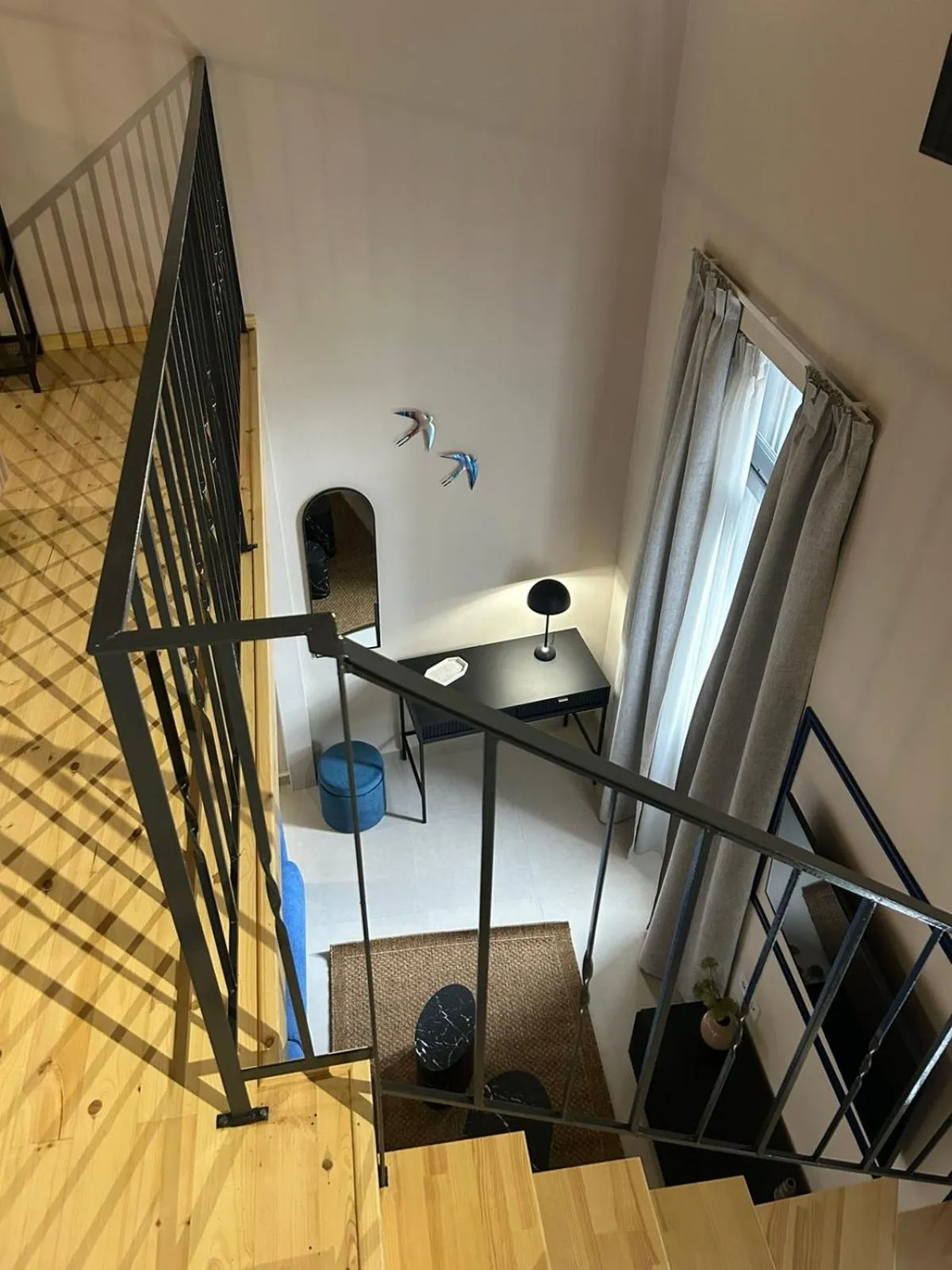 Photo of the whole room in Living Yard Thissio