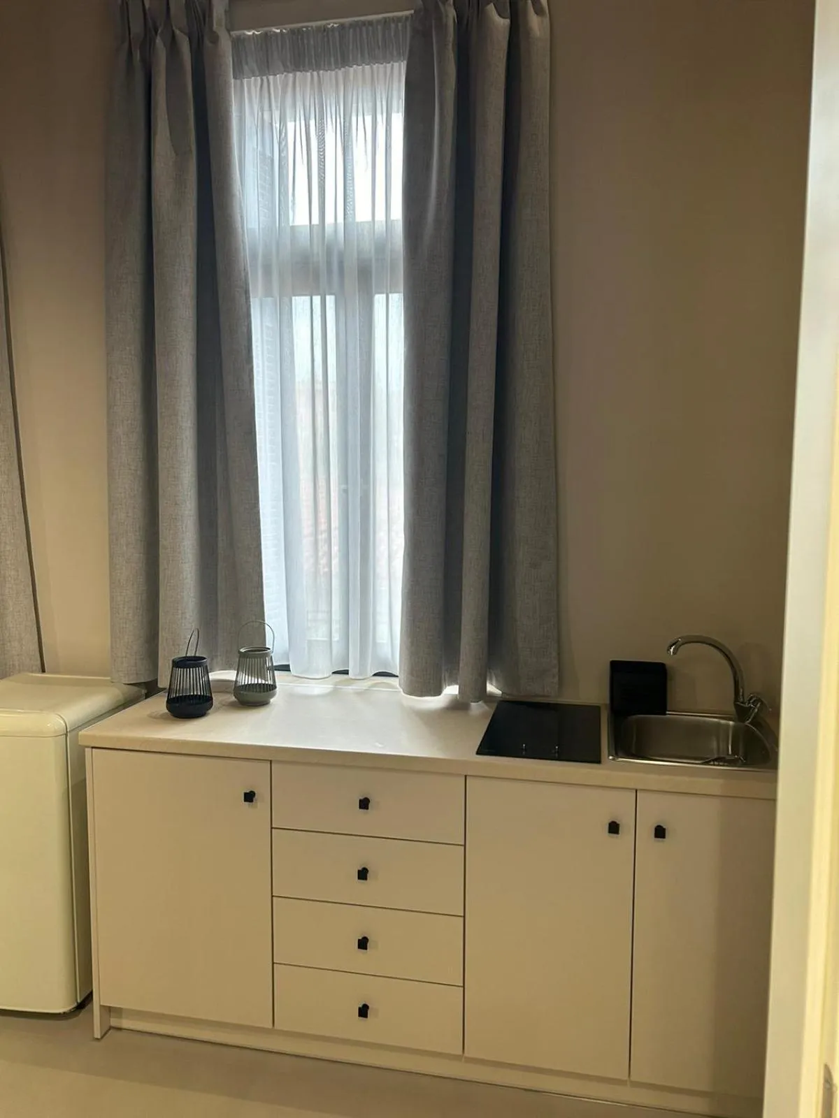 Kitchen or kitchenette in Living Yard Thissio