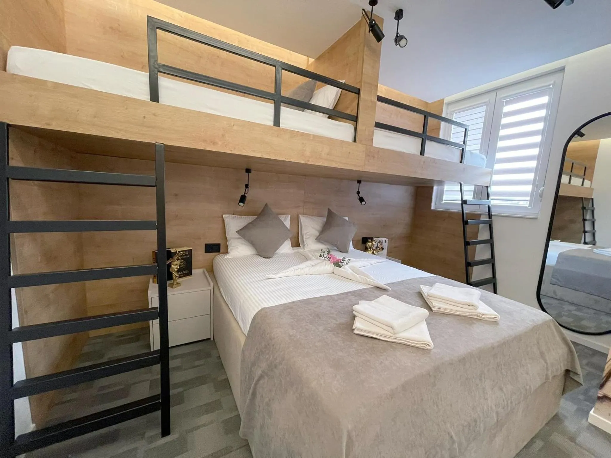 Bedroom, Bed in Hotel NPL CODE