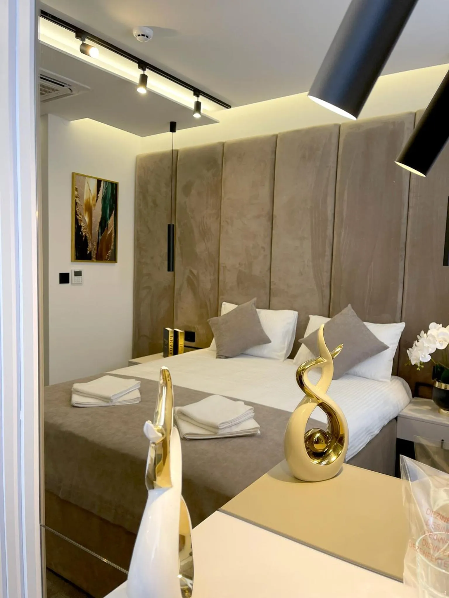 Bed in Hotel NPL CODE