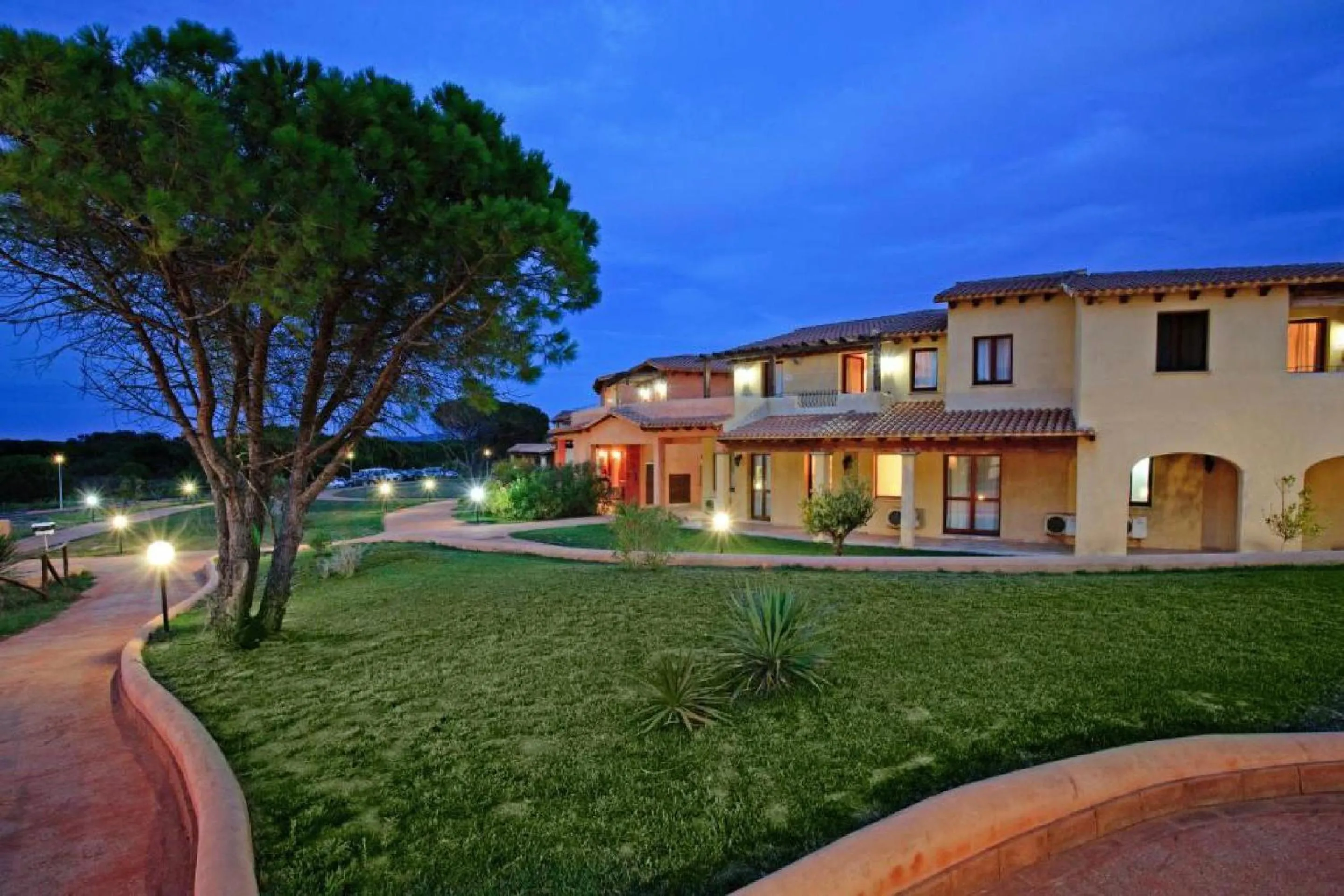 Property building in Résidence Pierre & Vacances Vignola Mare