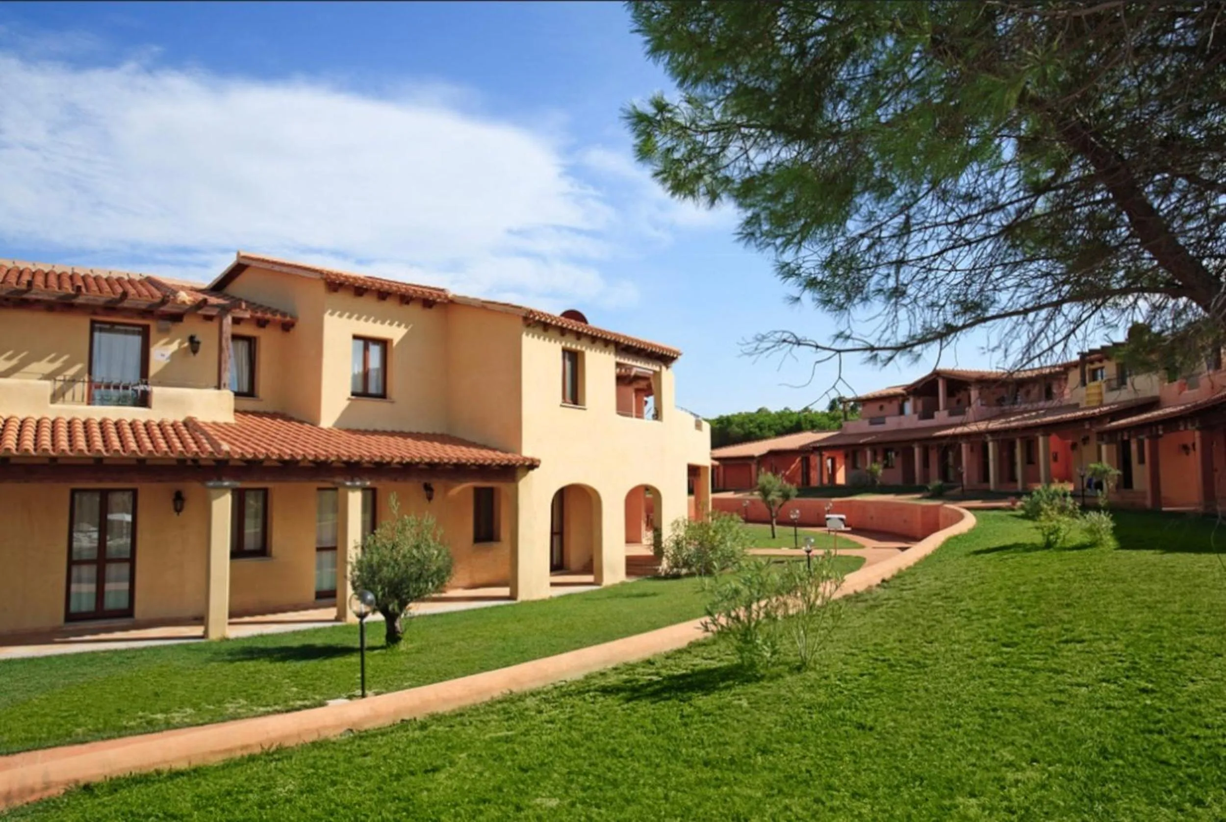 Property building in Résidence Pierre & Vacances Vignola Mare