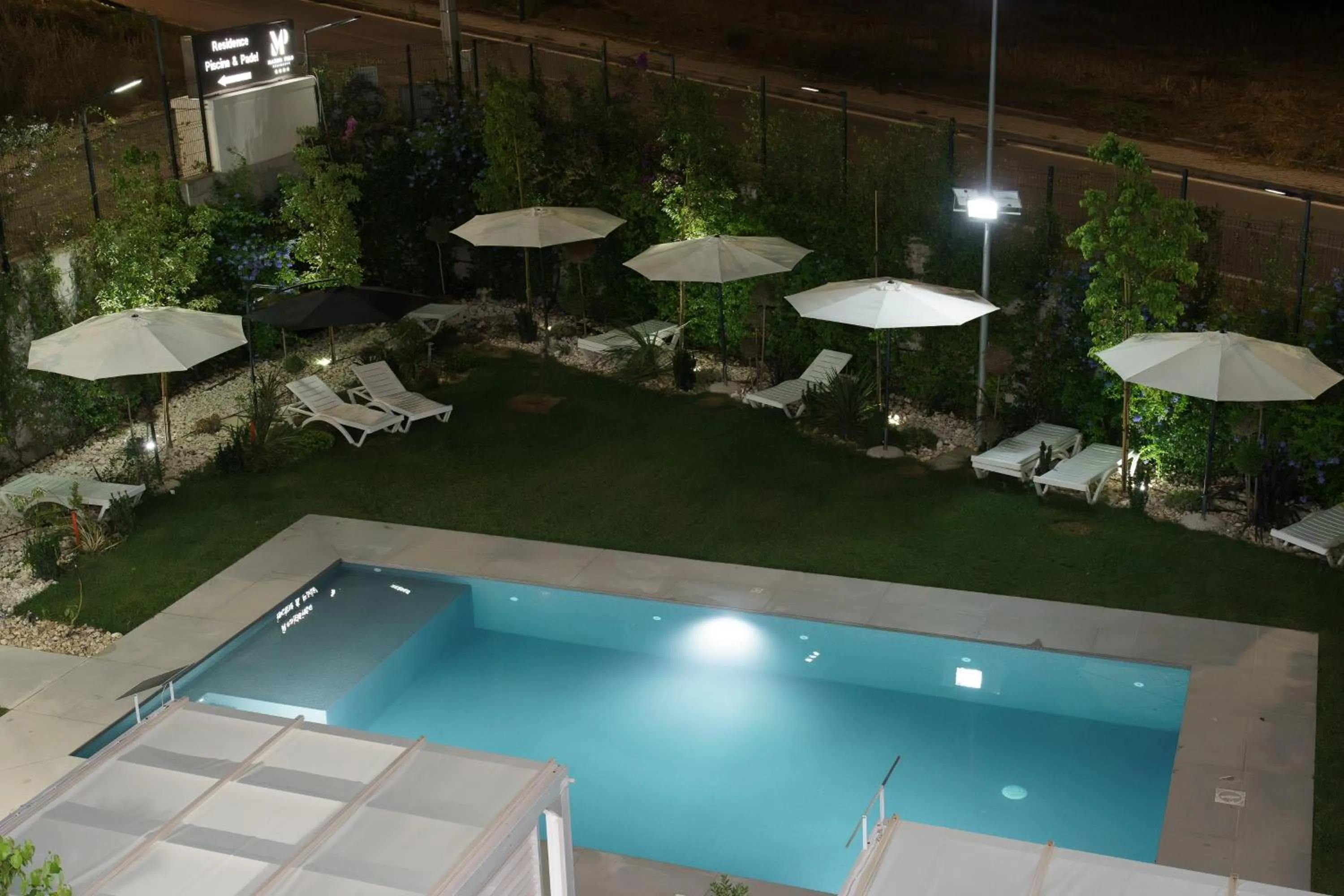 Swimming pool in RESIDENCE MARCO POLO