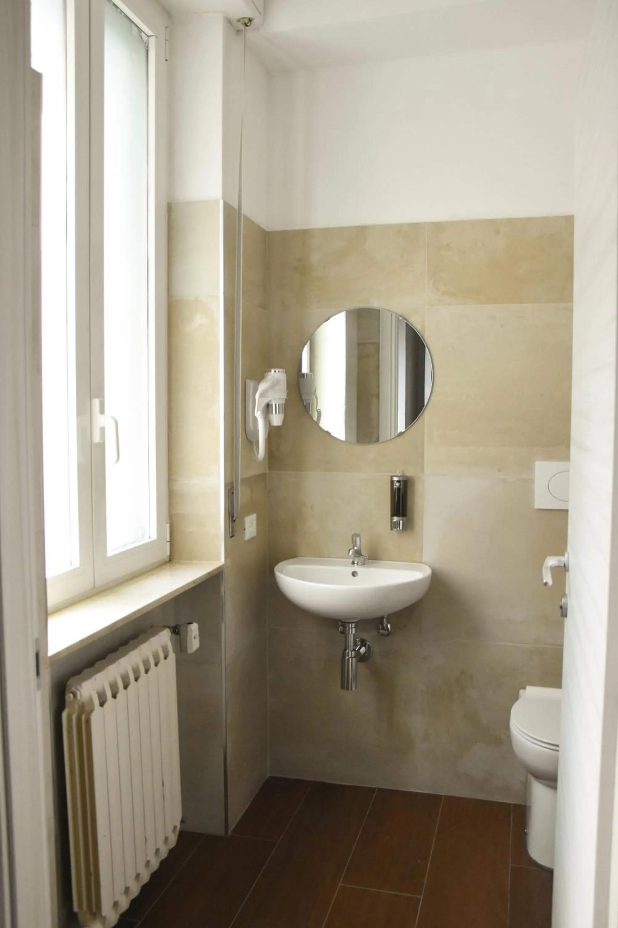 Toilet in Bovisa Urban Garden