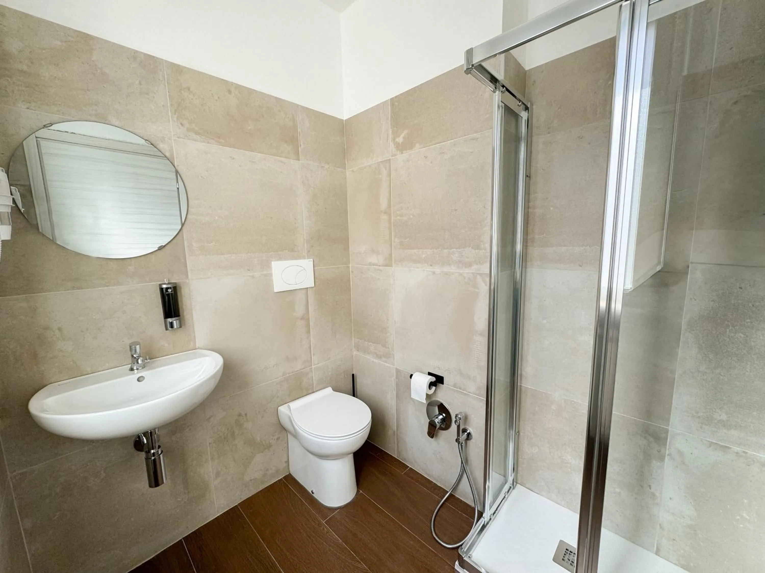 Shower in Bovisa Urban Garden