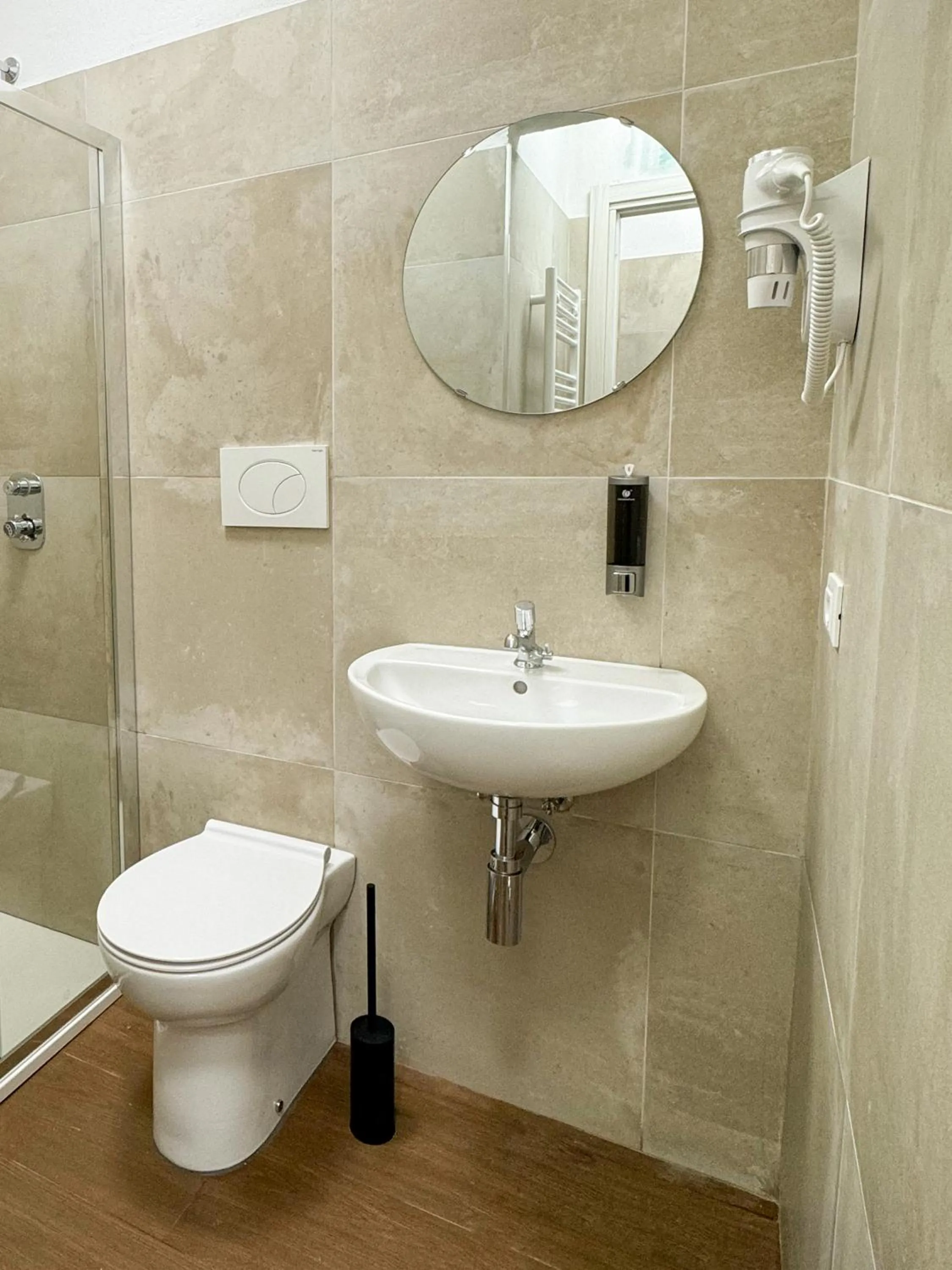 Shower in Bovisa Urban Garden