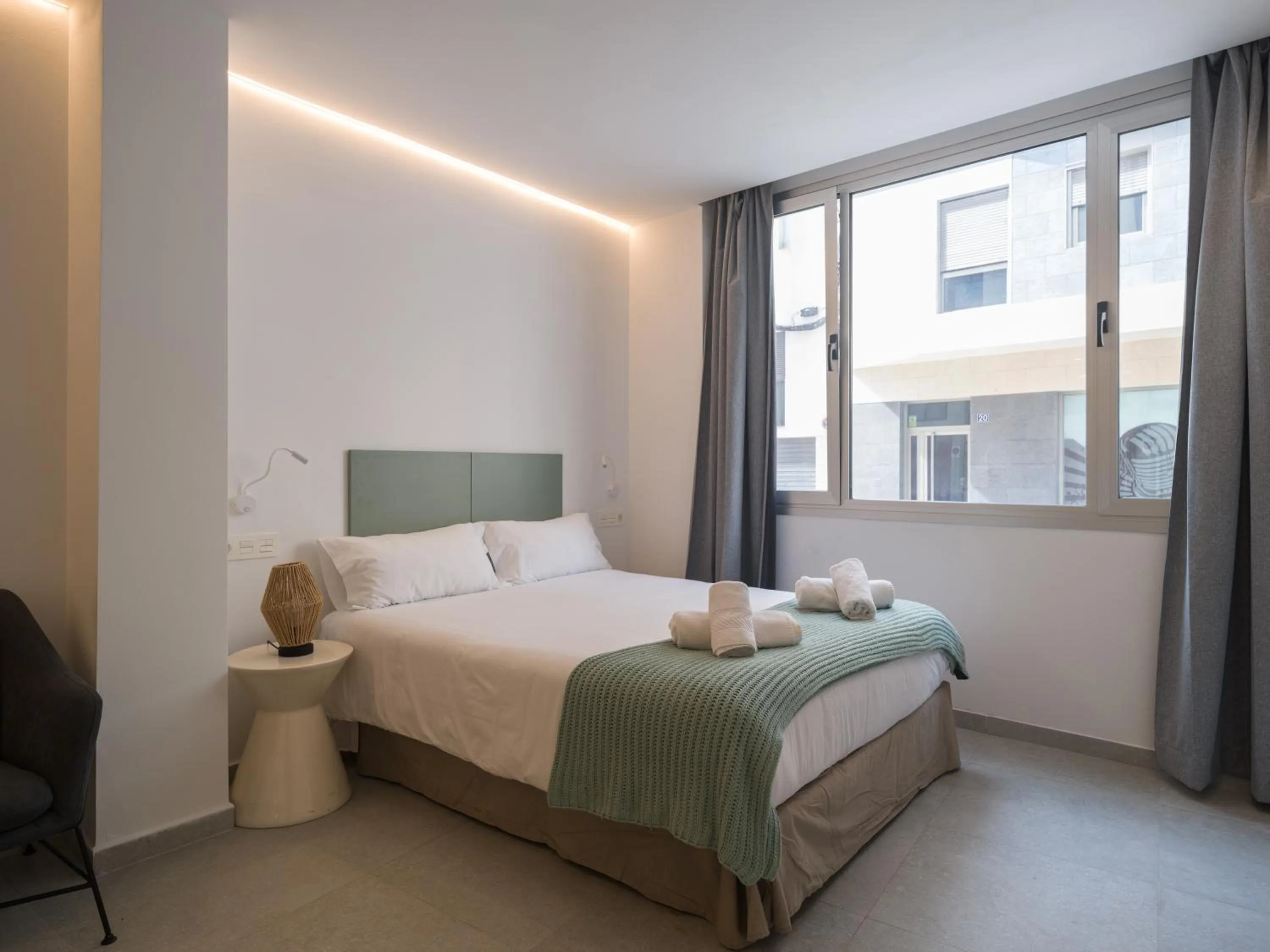 Bed in Shabolo Apartments Las Palmas