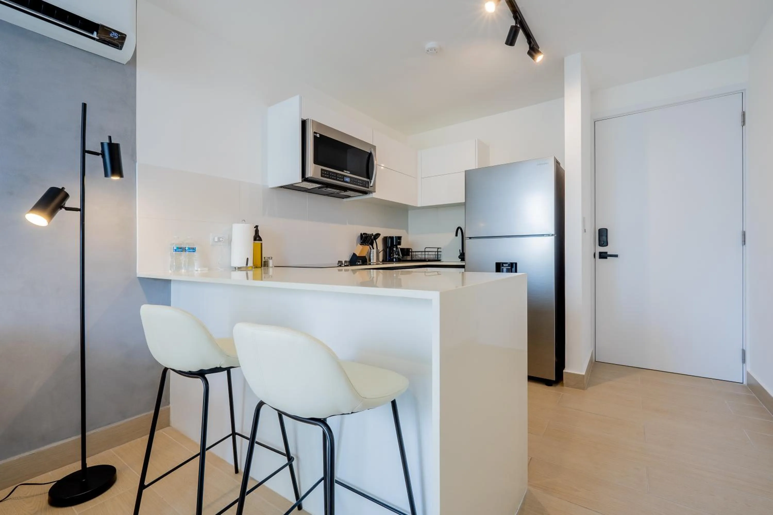 Kitchen or kitchenette in Wynwood House San Francisco