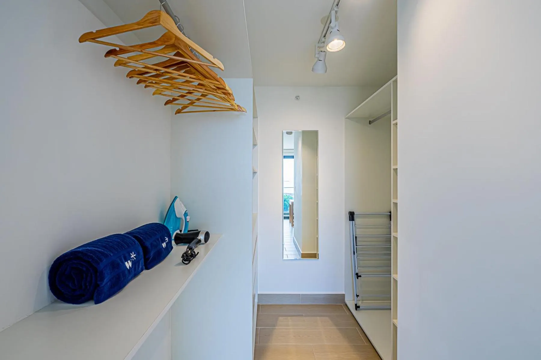 wardrobe in Wynwood House San Francisco