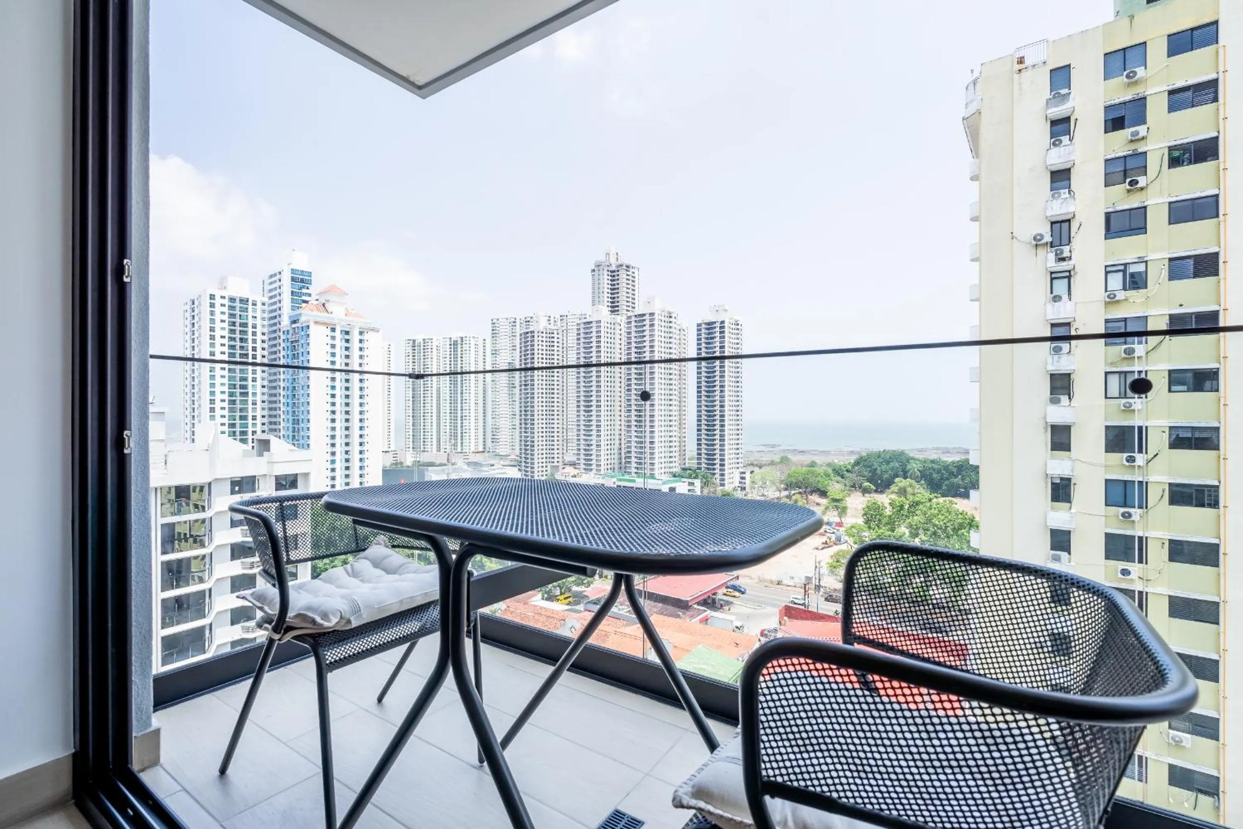 Balcony/Terrace in Wynwood House San Francisco