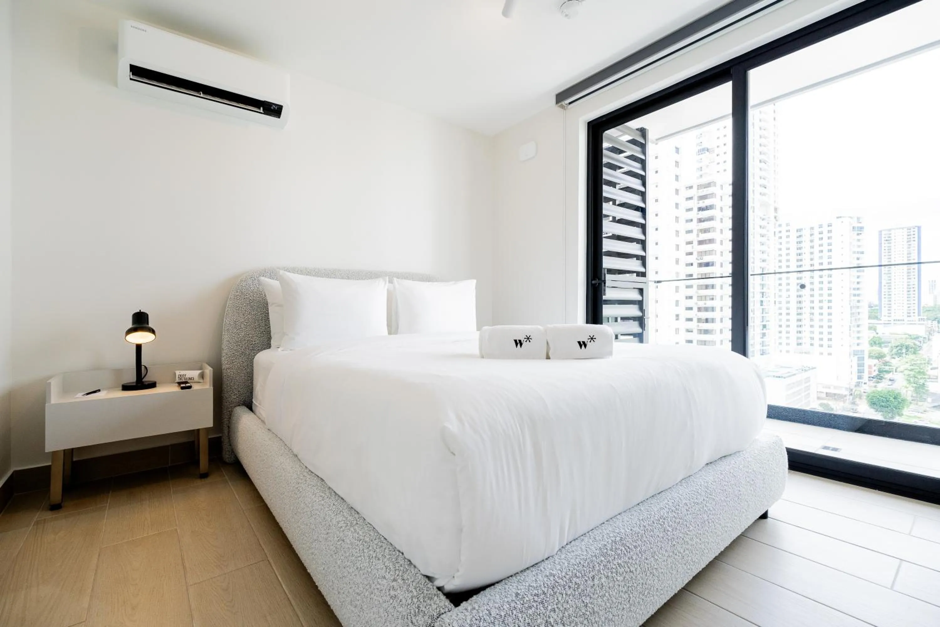 Bedroom, Bed in Wynwood House San Francisco