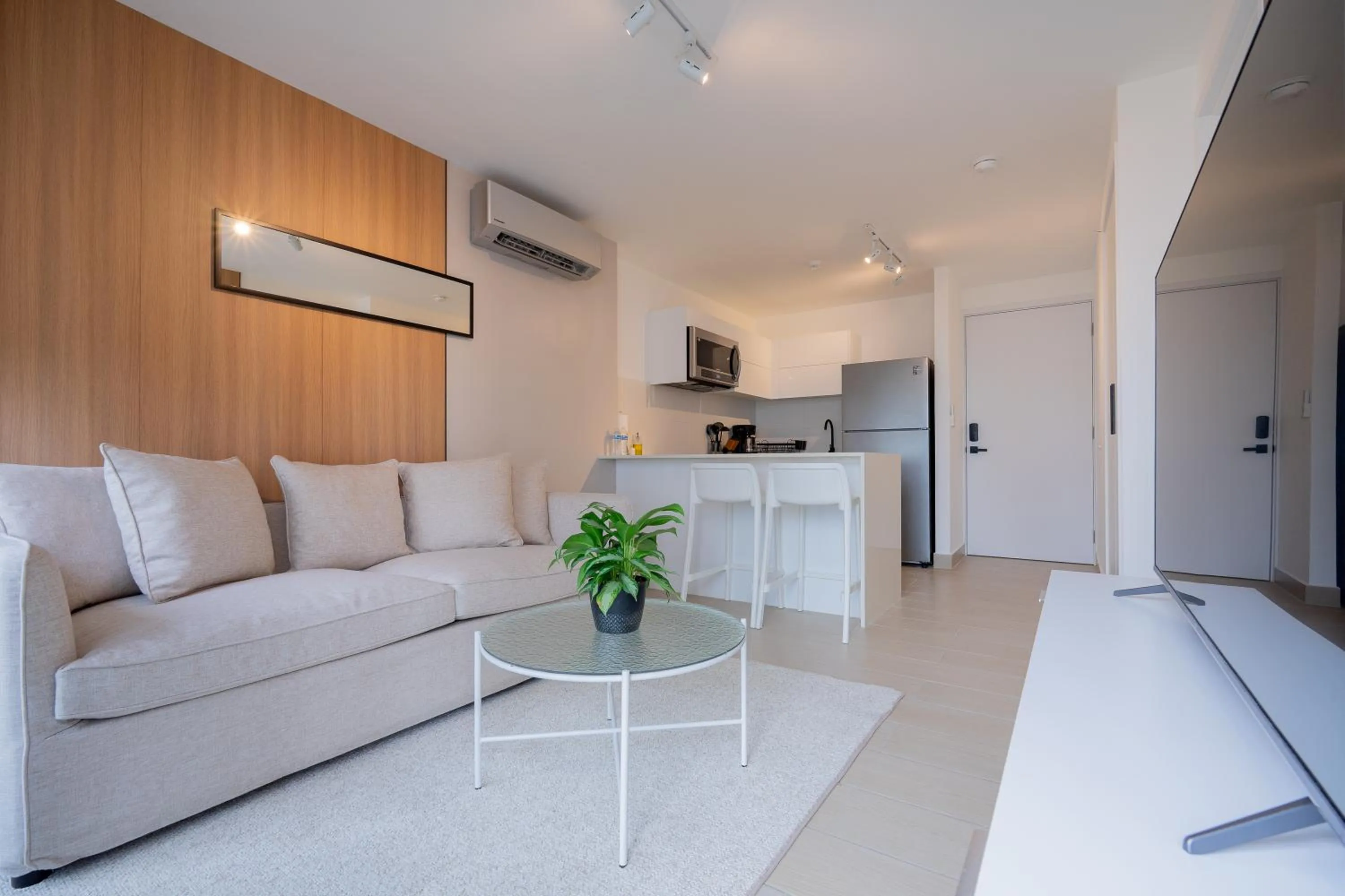 Living room in Wynwood House San Francisco