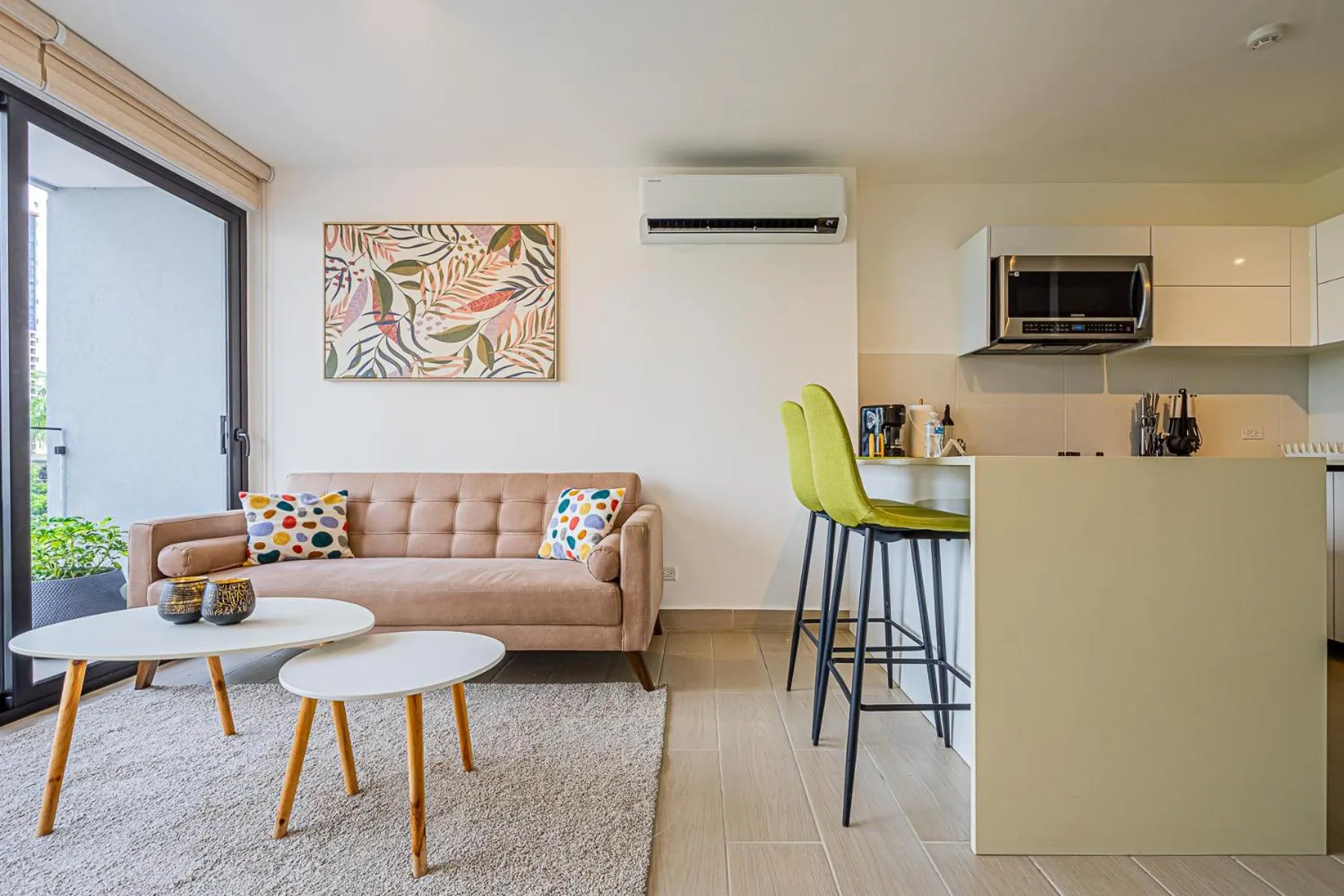 Kitchen or kitchenette in Wynwood House San Francisco