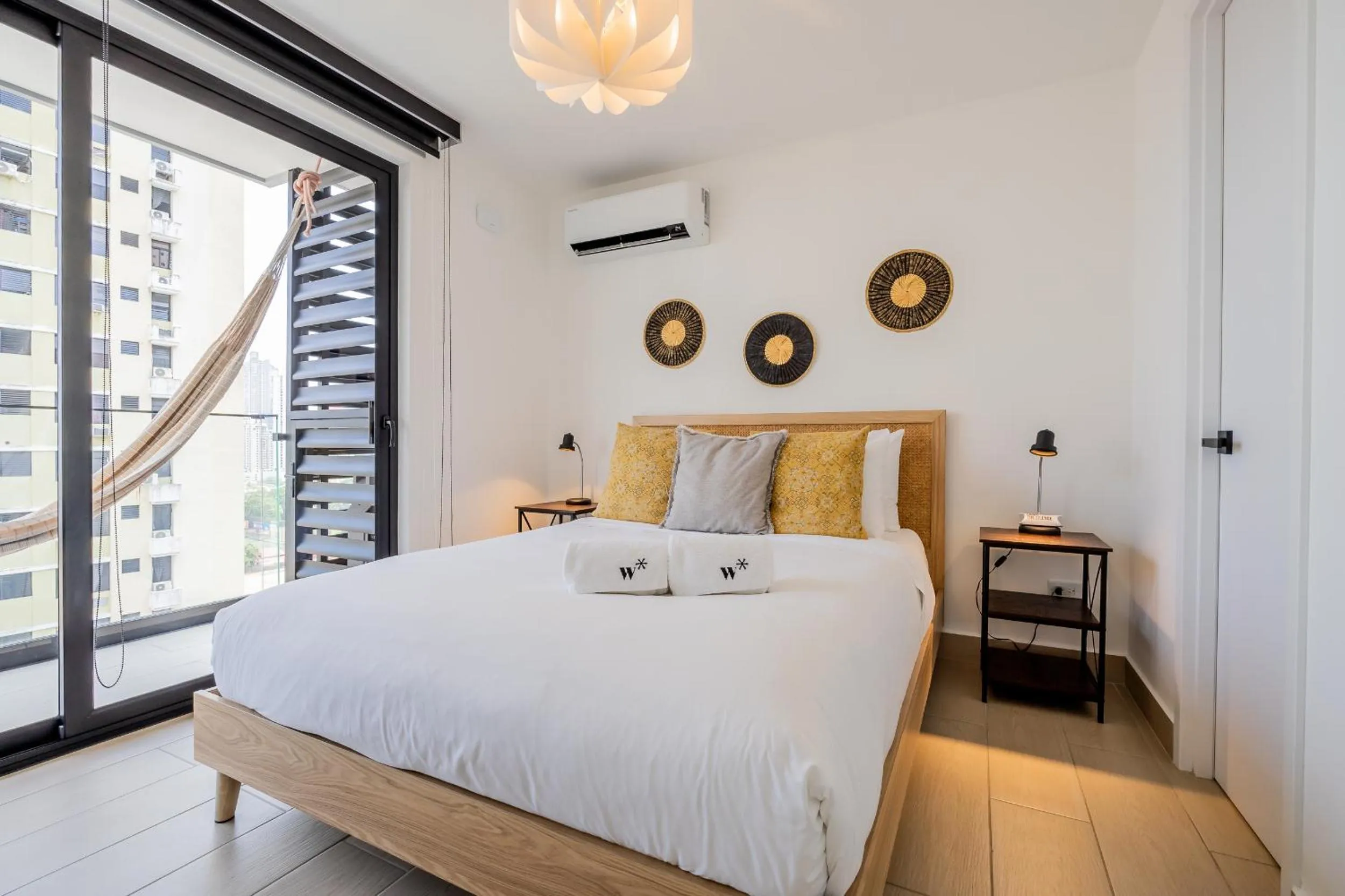 Bedroom, Bed in Wynwood House San Francisco