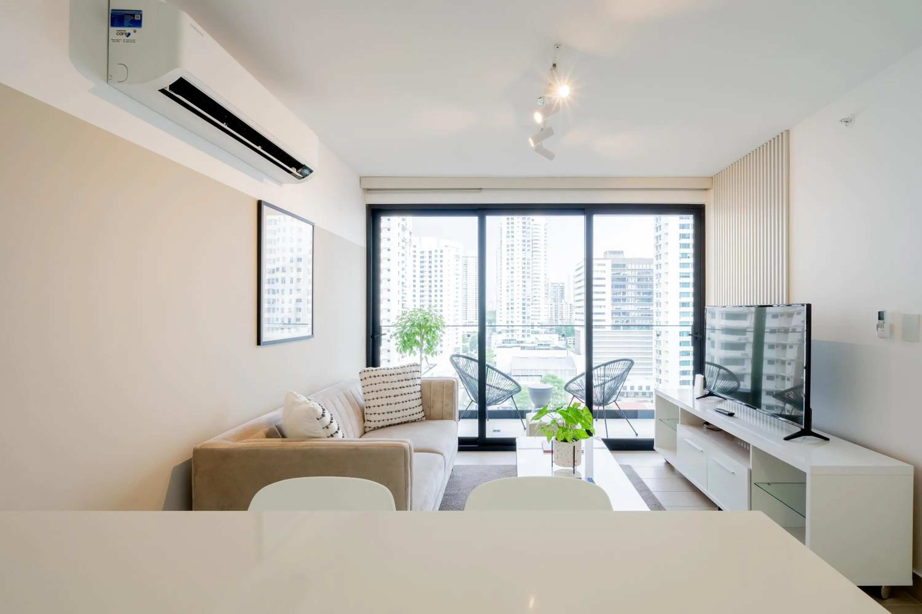 Living room in Wynwood House San Francisco