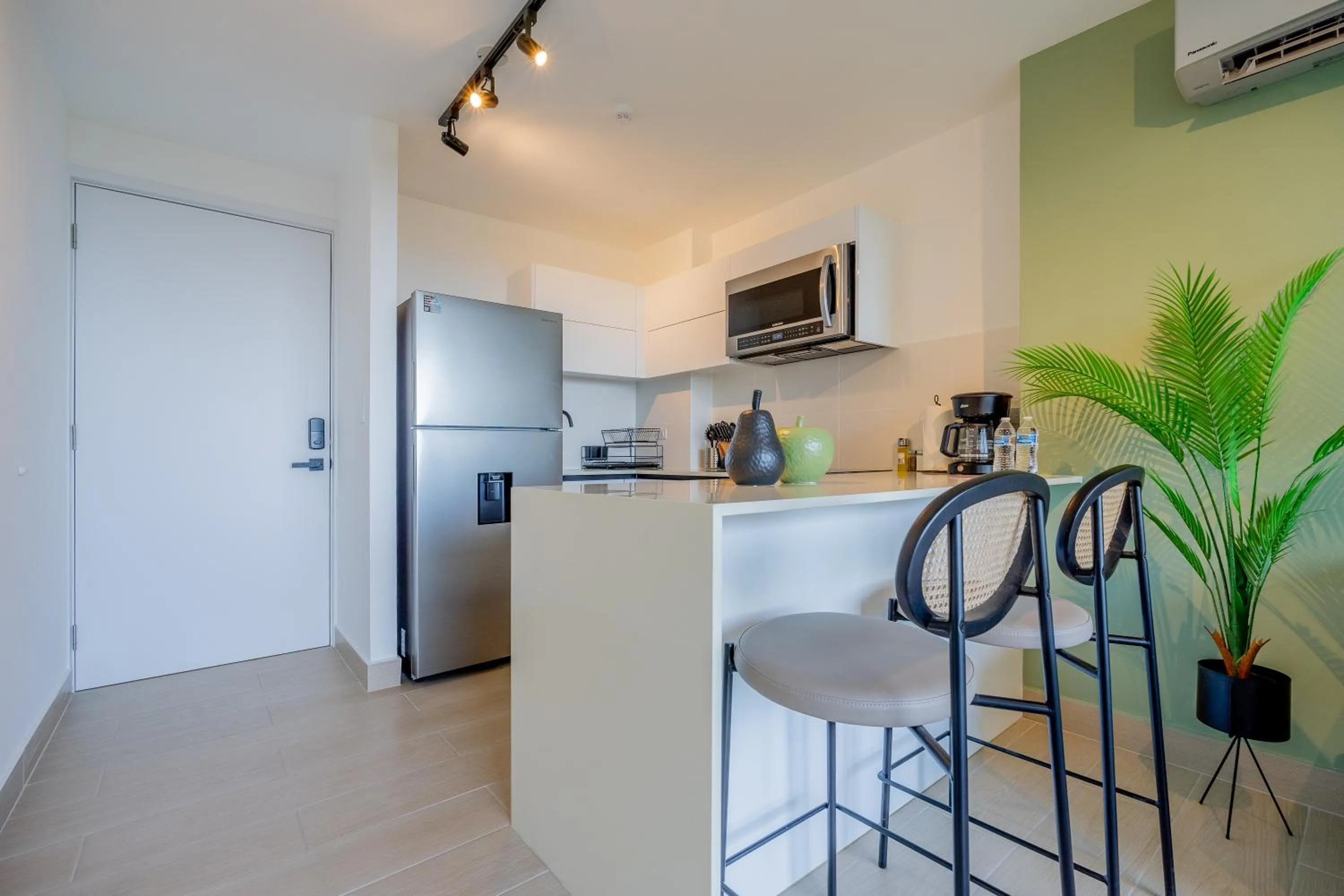 Kitchen or kitchenette in Wynwood House San Francisco