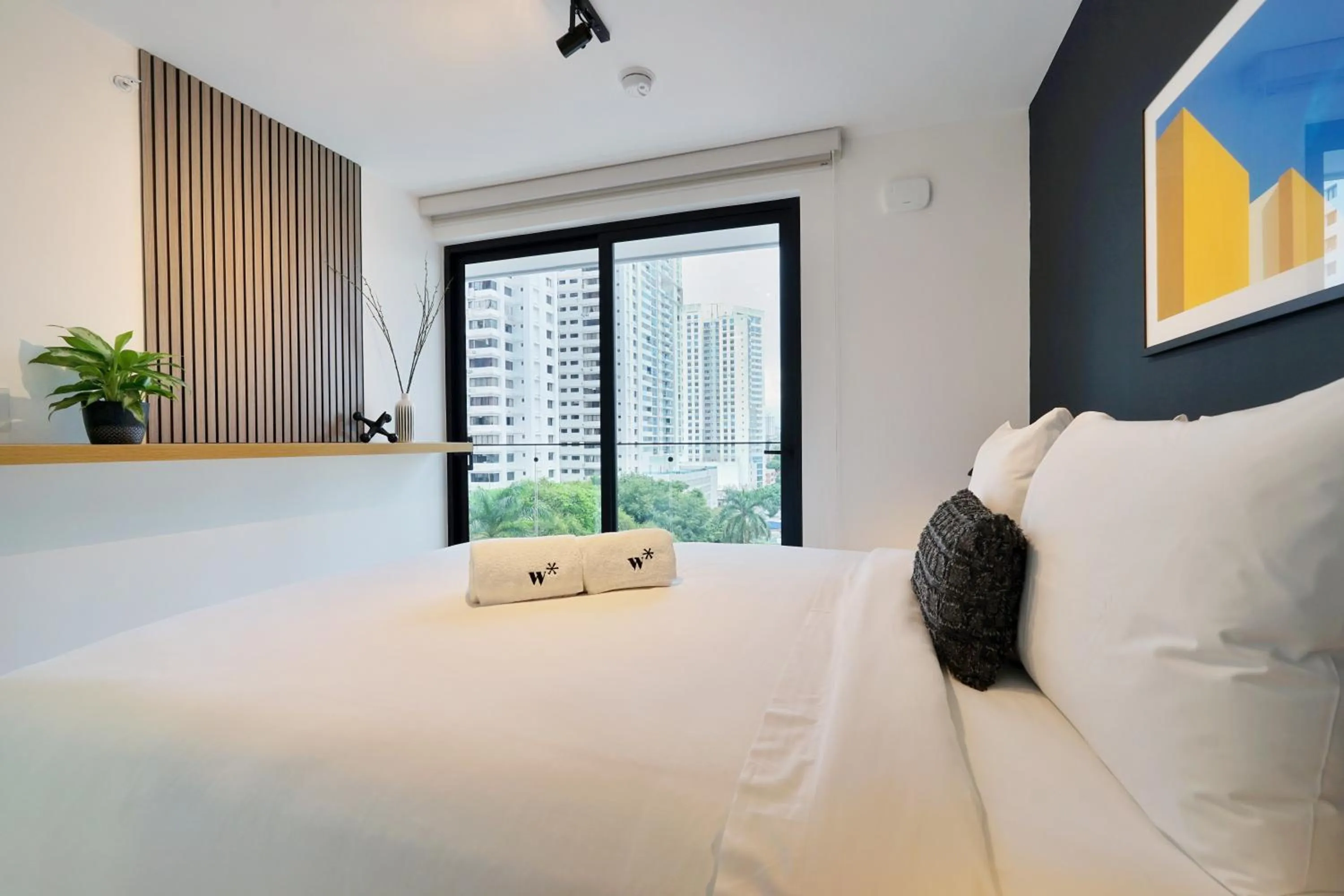 Bedroom, Bed in Wynwood House San Francisco