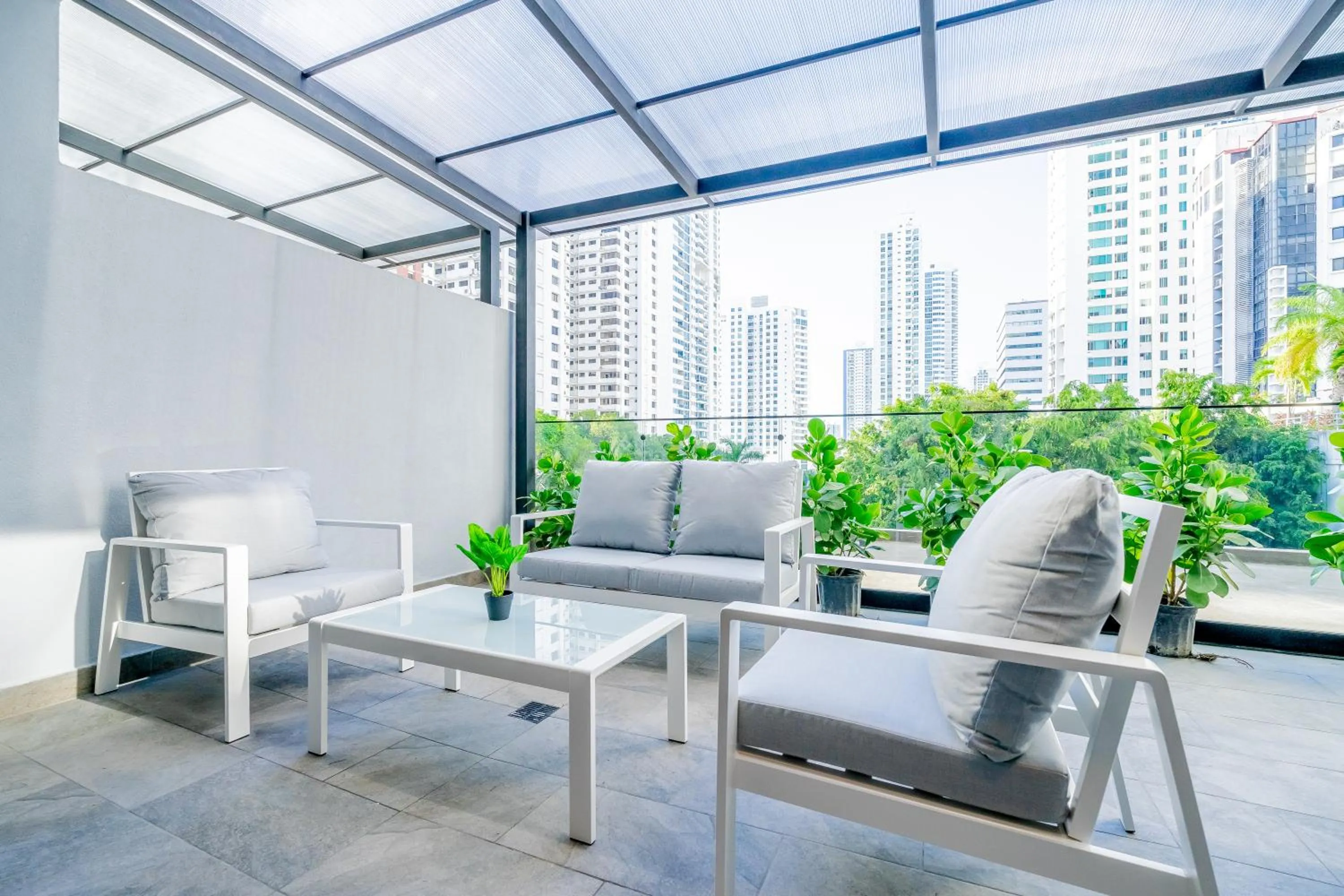 Balcony/Terrace in Wynwood House San Francisco