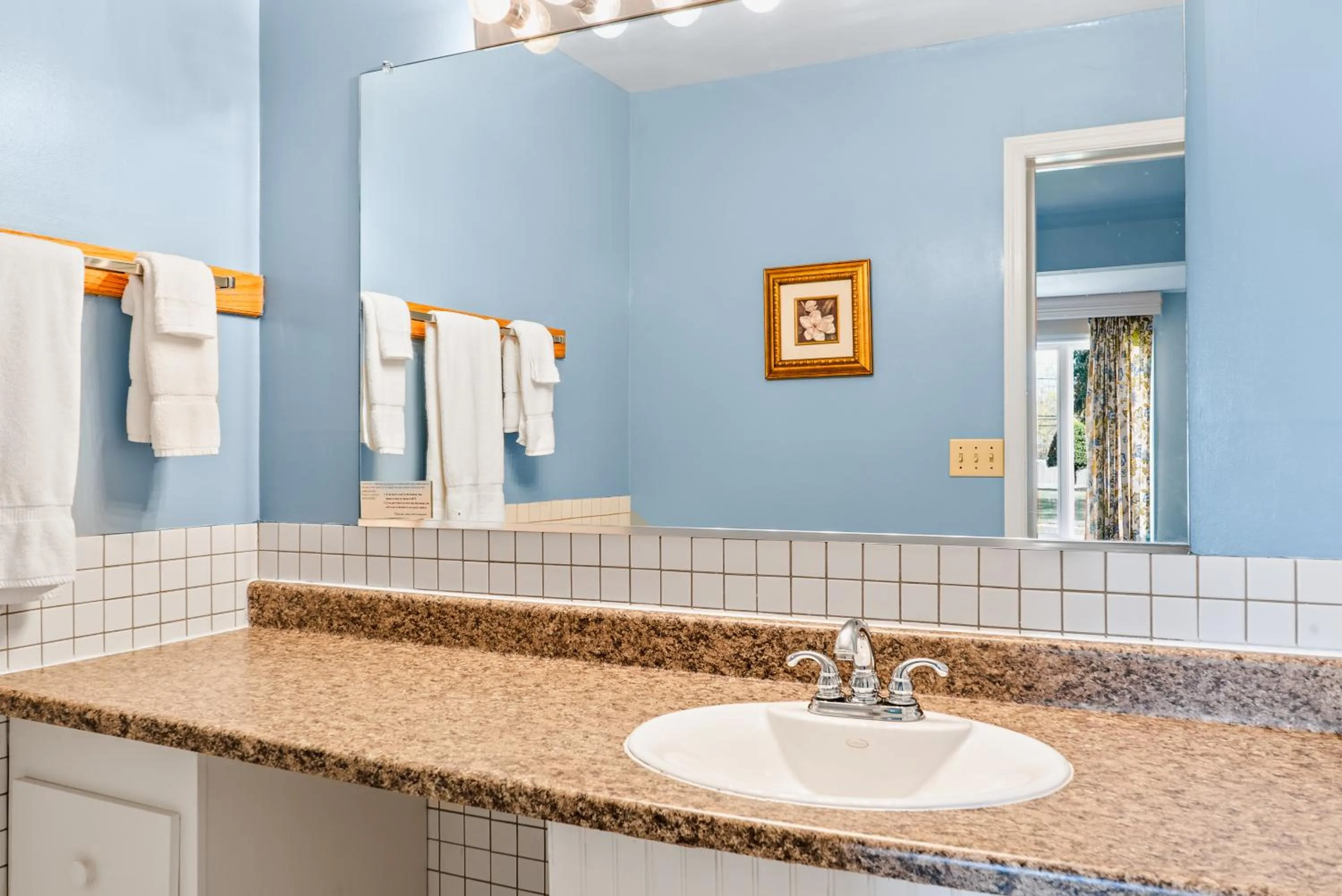 Beekman Arms and Delamater Inn