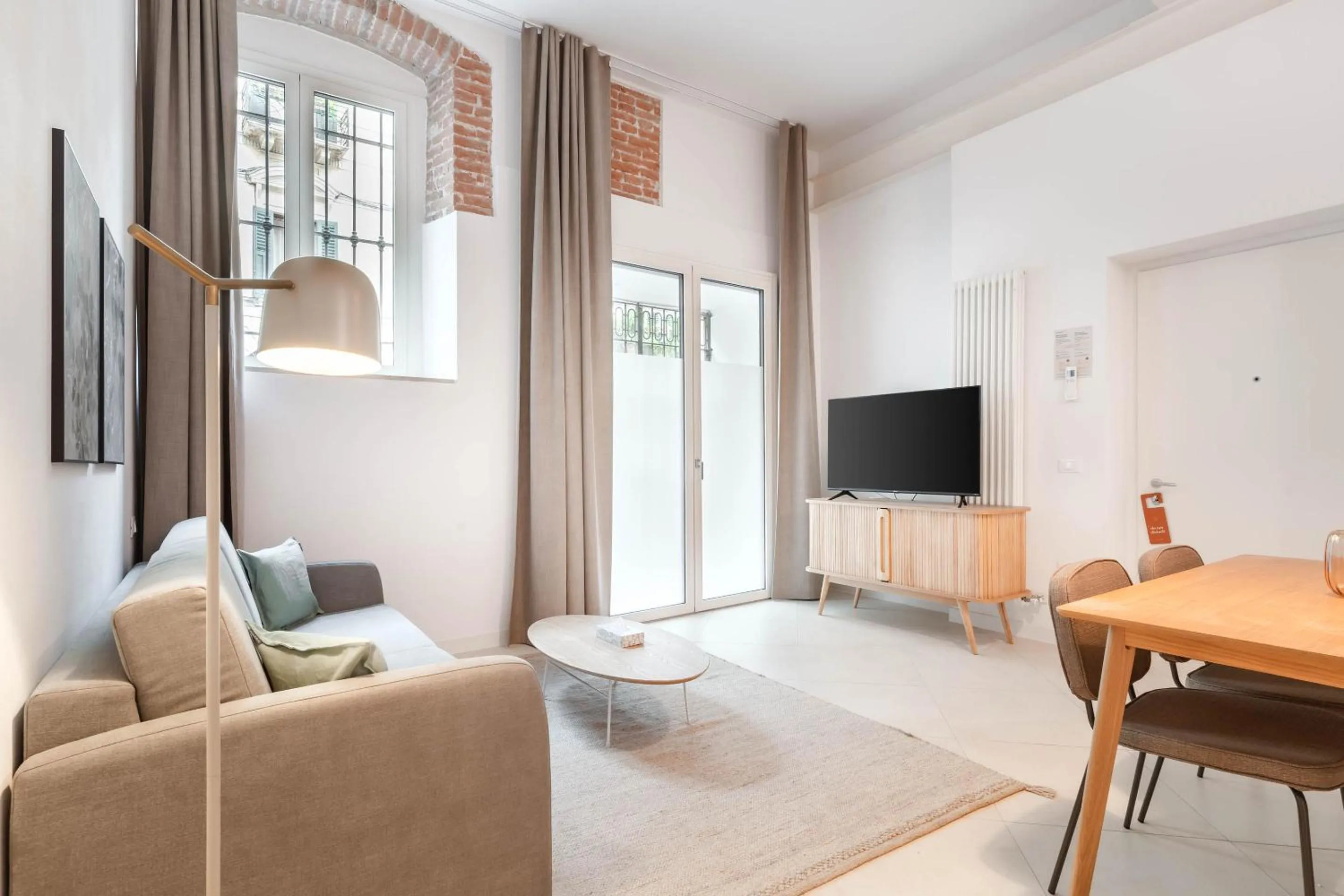 TV and multimedia in Limehome Verona La Vigna in Città