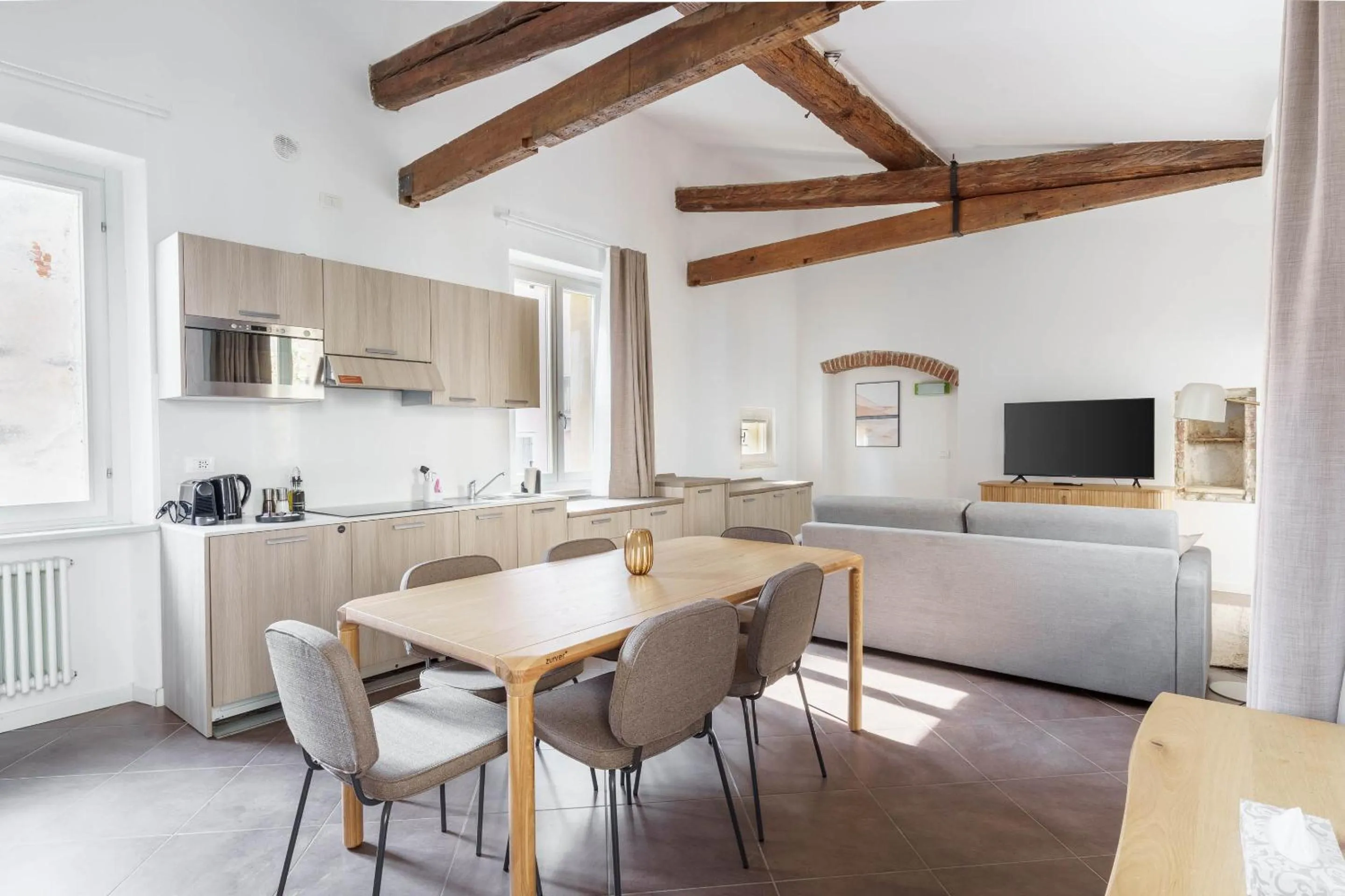 TV and multimedia in Limehome Verona La Vigna in Città