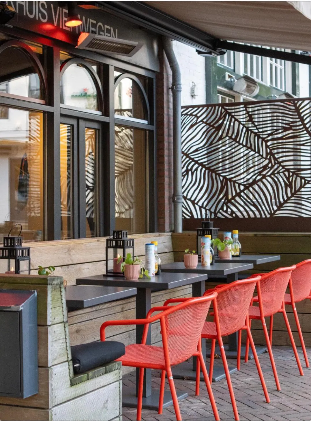 Restaurant/places to eat in Hotel Pannenkoekhuis Vierwegen