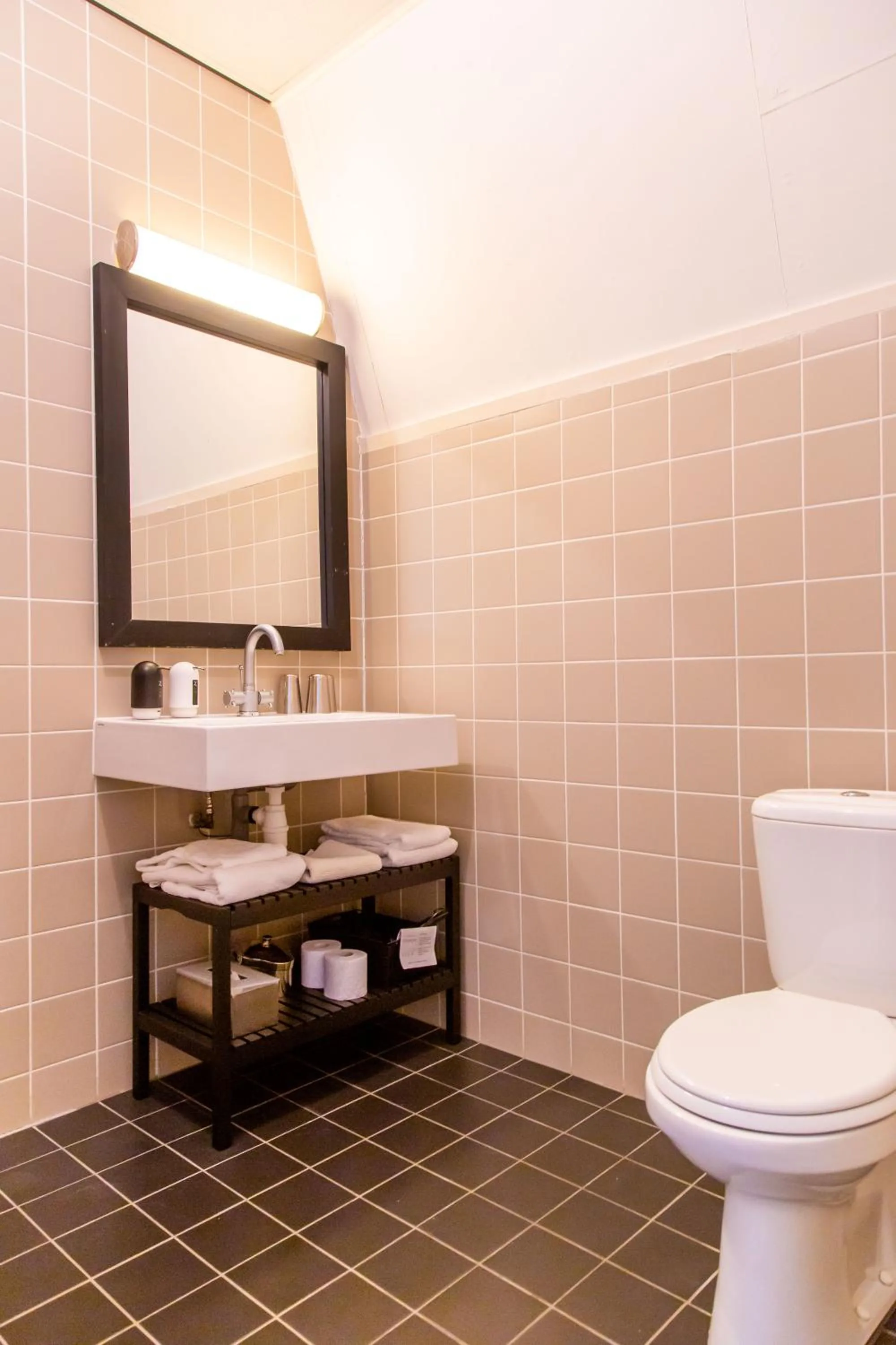 Bathroom in Hotel Pannenkoekhuis Vierwegen