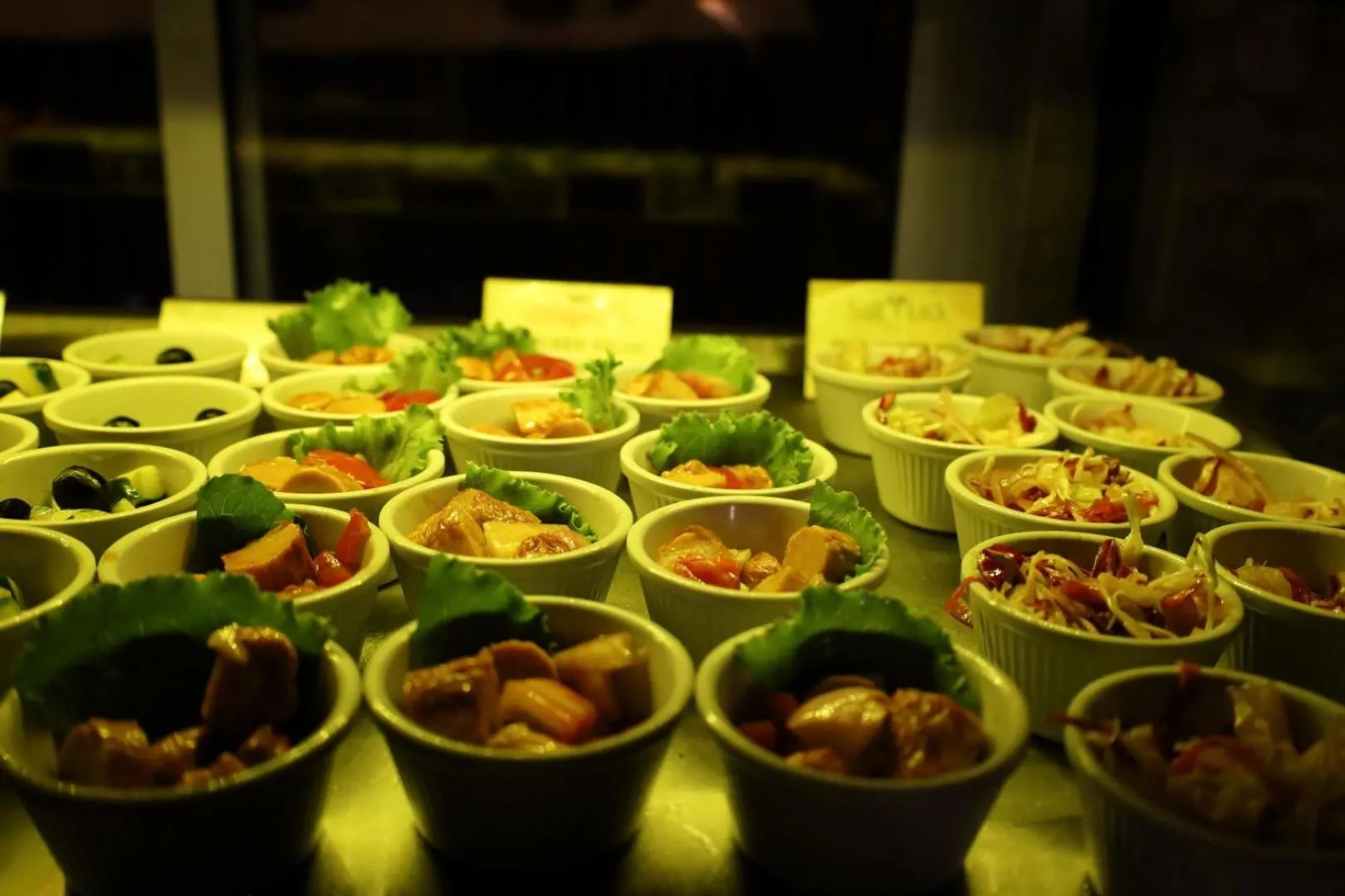 Restaurant/places to eat in Salt Lick Safari Lodge