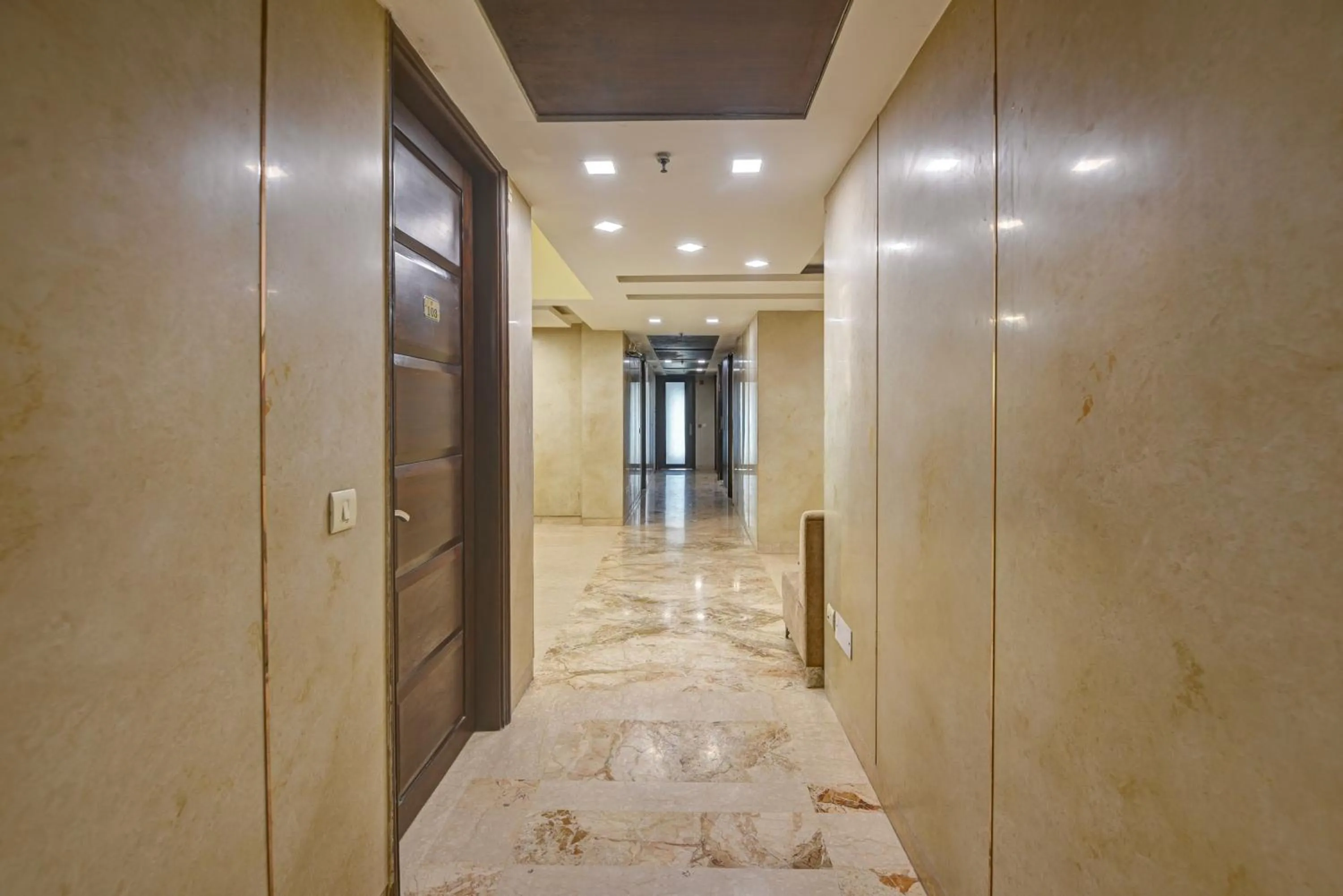 Lobby or reception in Qotel Signature Lavish Inn Rajouri Garden