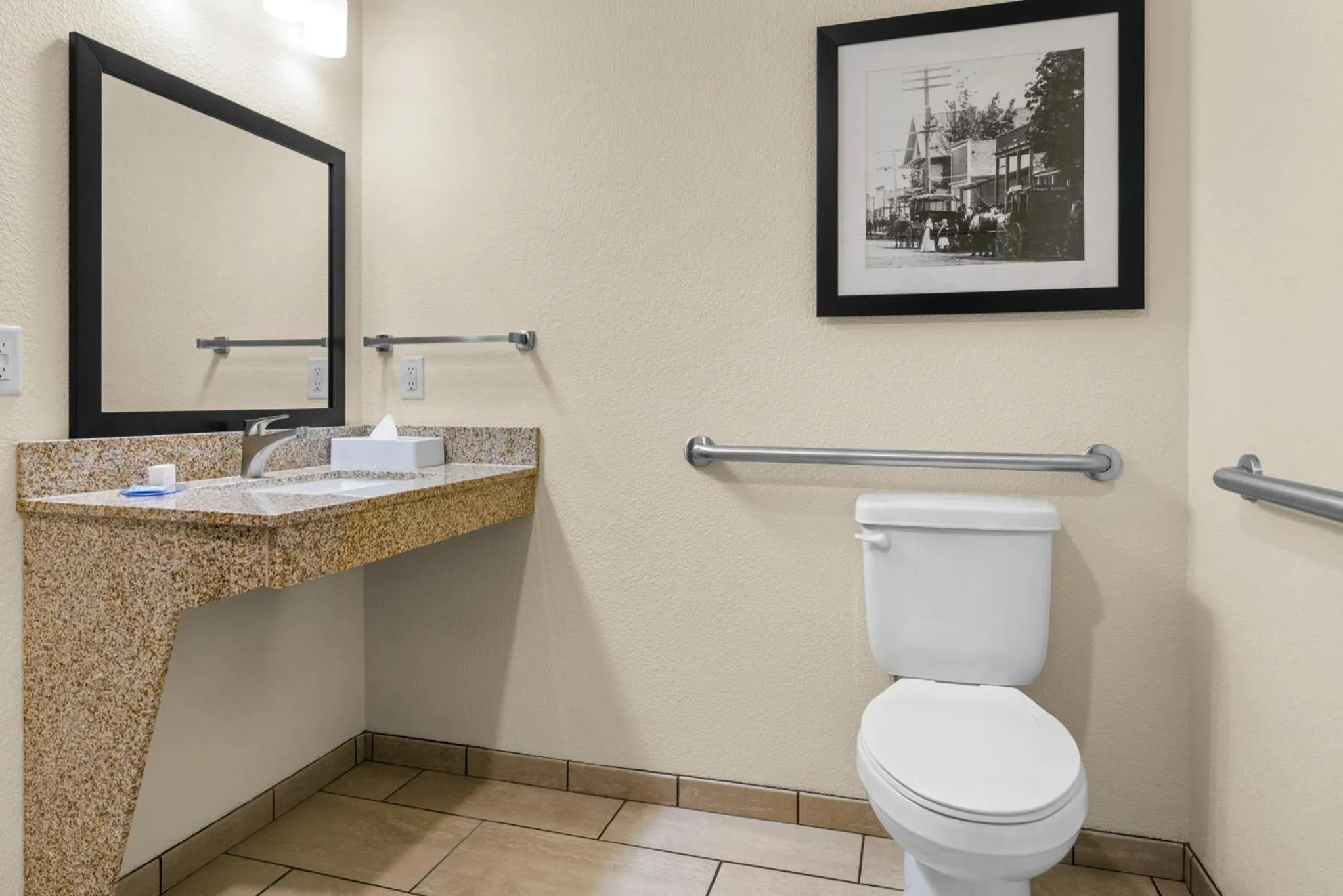 Bathroom in Cobblestone Hotel & Suites - Lynden