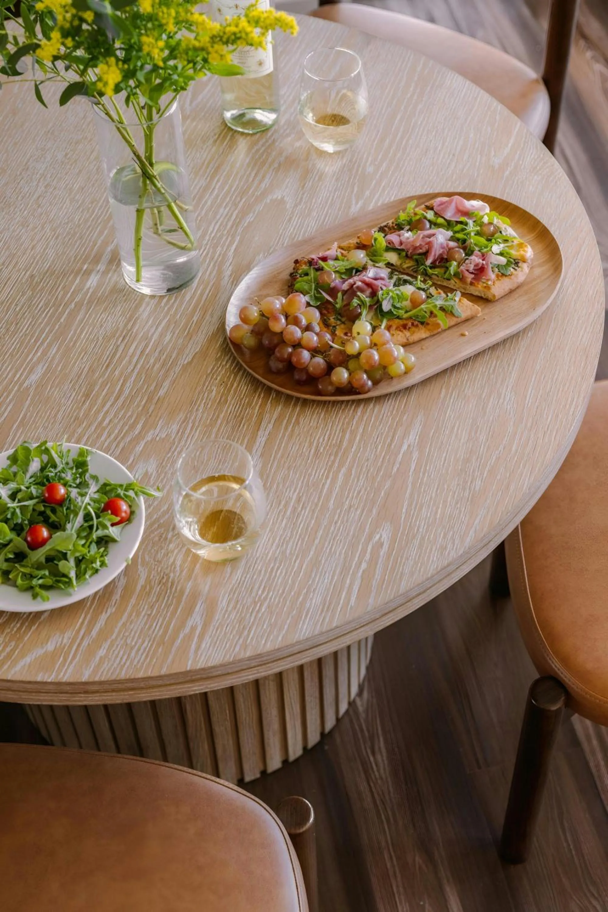 Photo of the whole room in Sonder Skyline Apartments LoHi