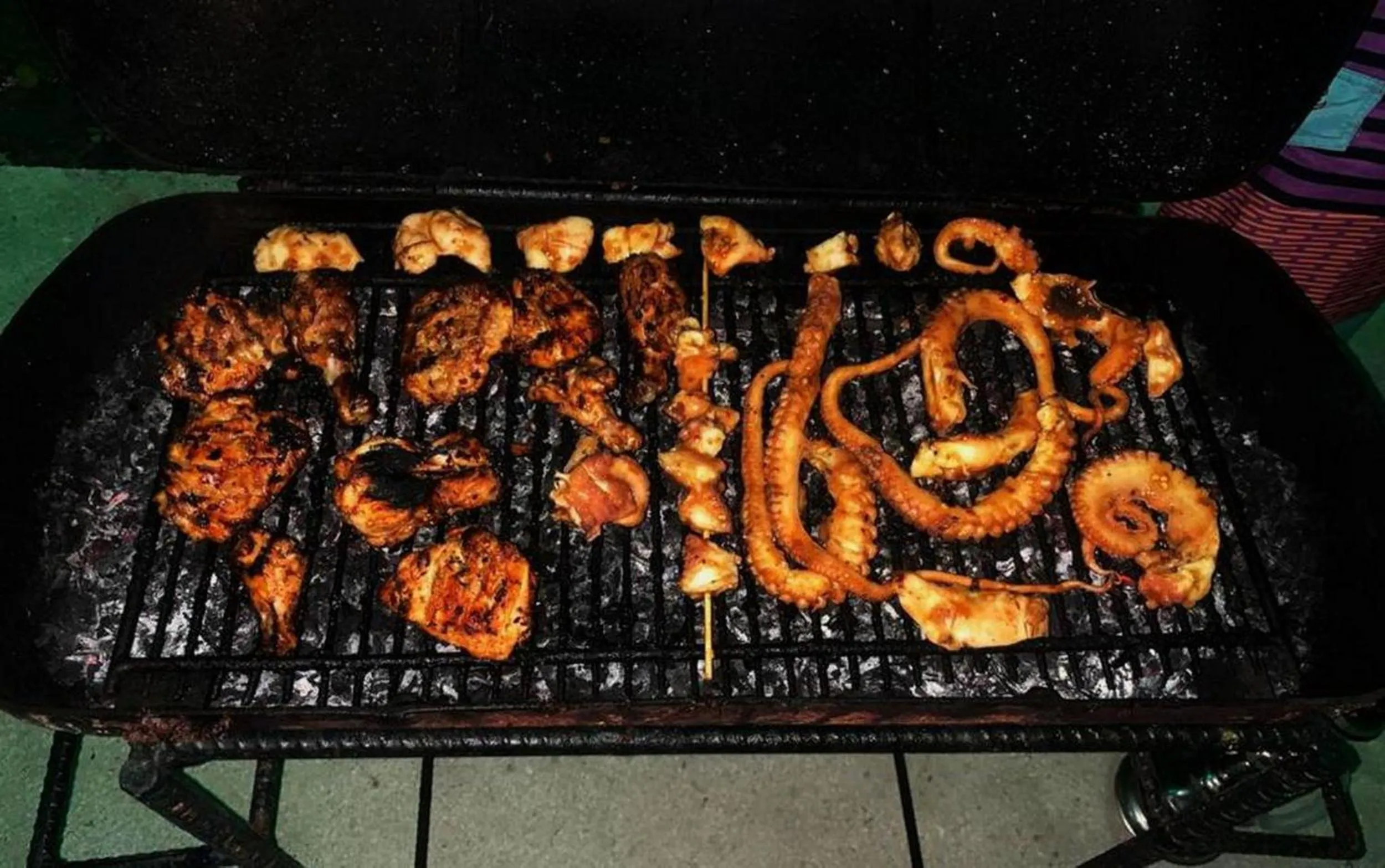 BBQ facilities in Adroit Beach Inn