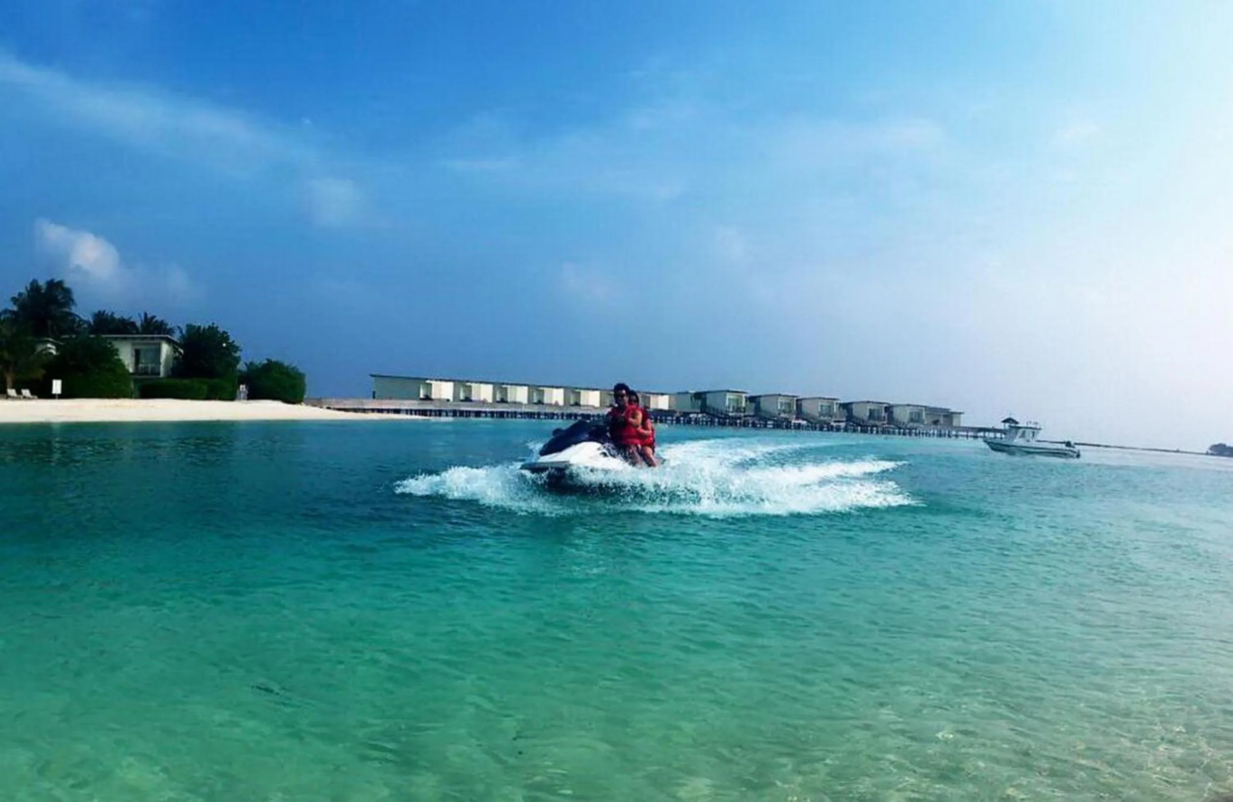 Day in Adroit Beach Inn