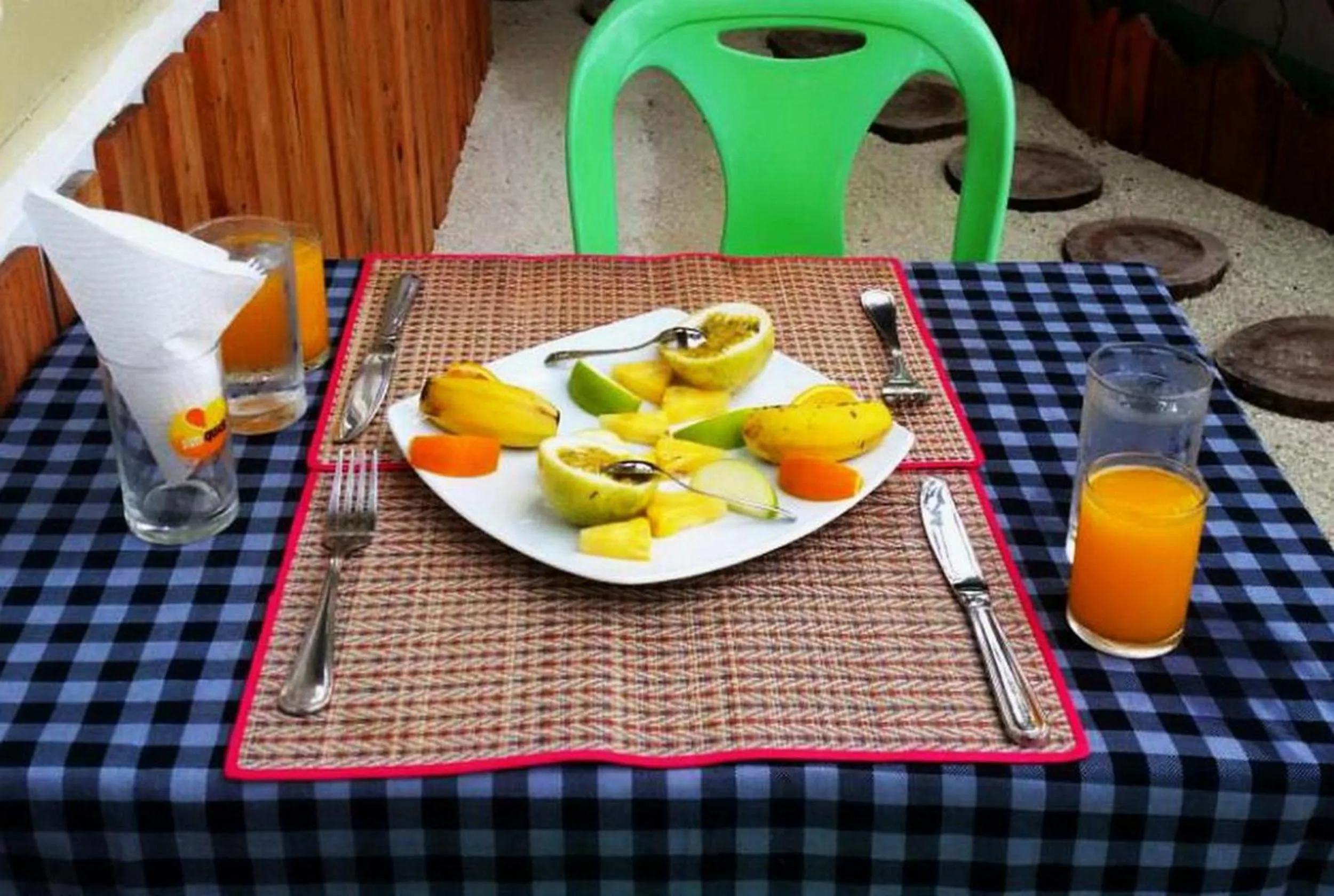 Food and drinks in Adroit Beach Inn