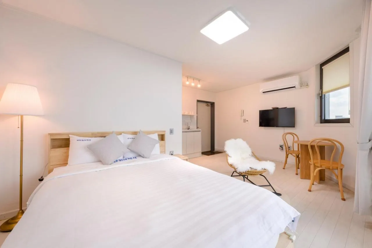 Bed in On The Sea Pension