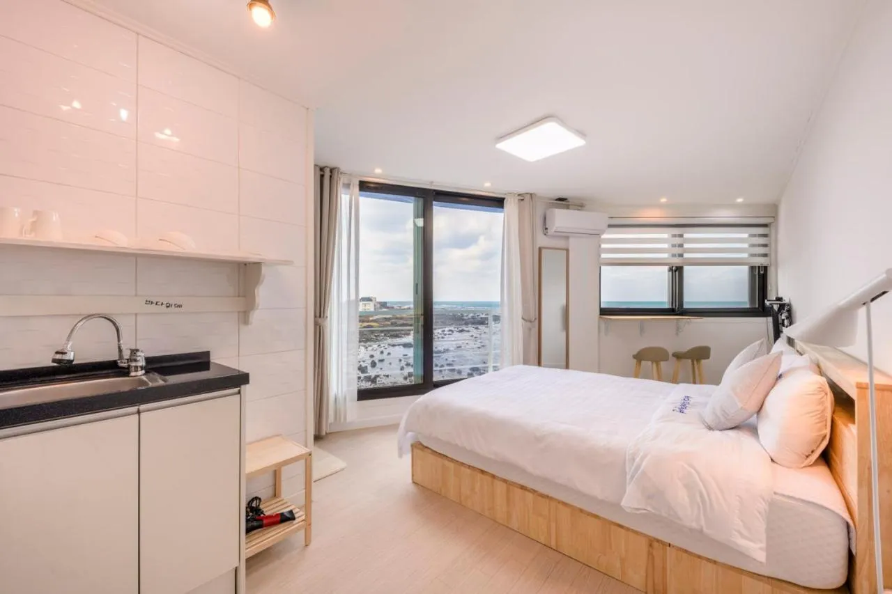 Bed in On The Sea Pension