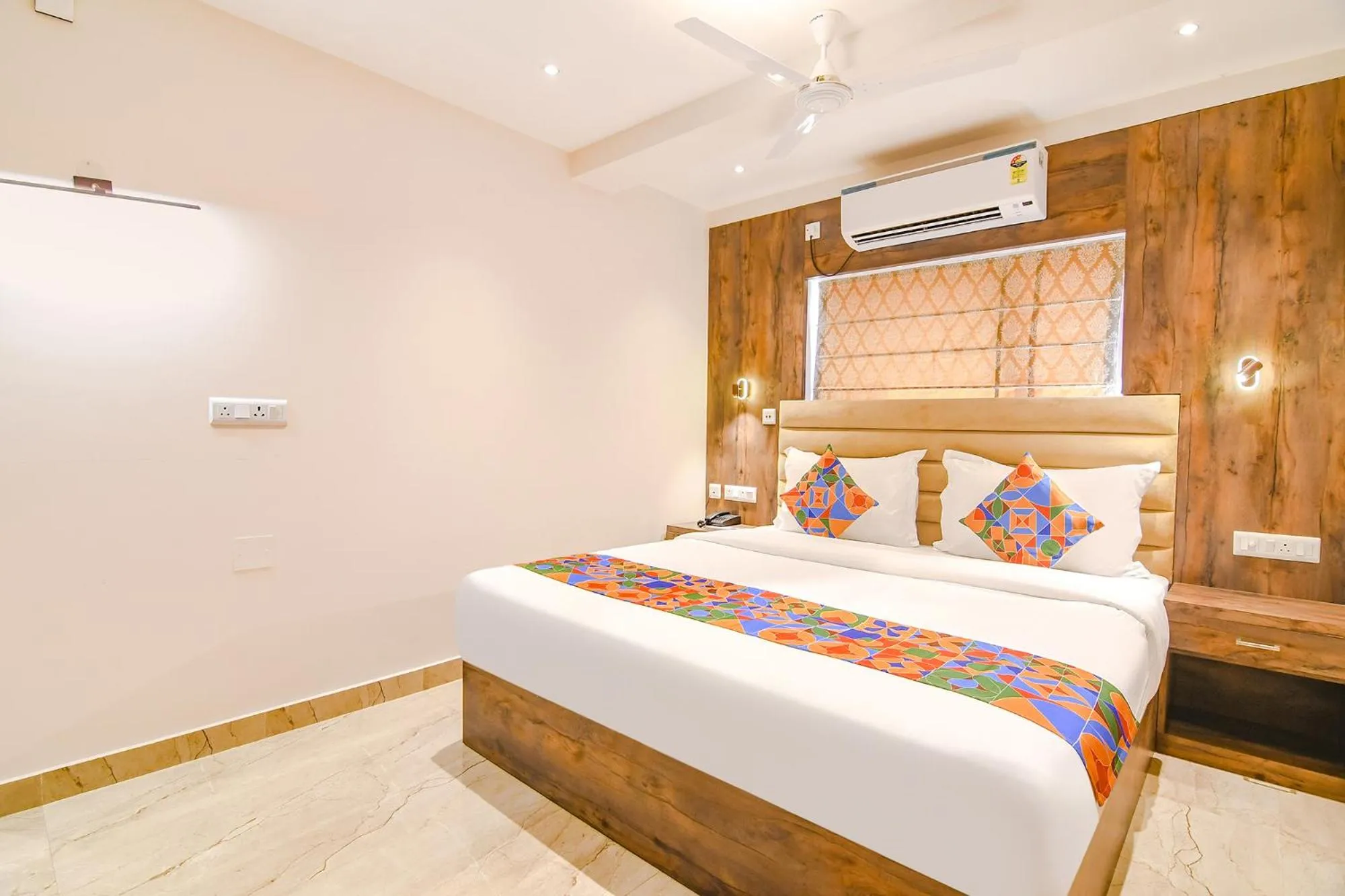 Bed in FabHotel Prime The Pavilion - Nr City Centre 2