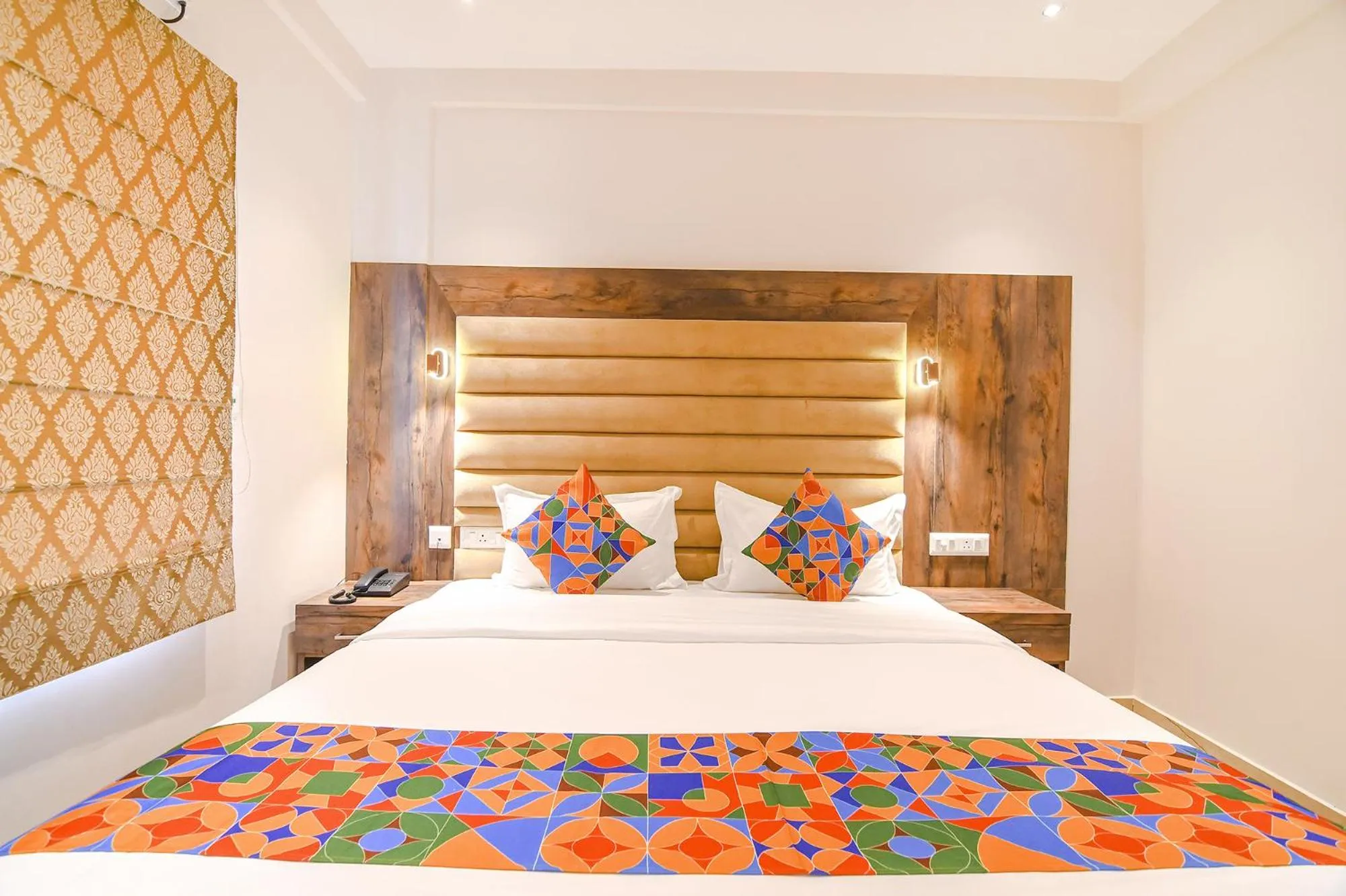 Bed in FabHotel Prime The Pavilion - Nr City Centre 2