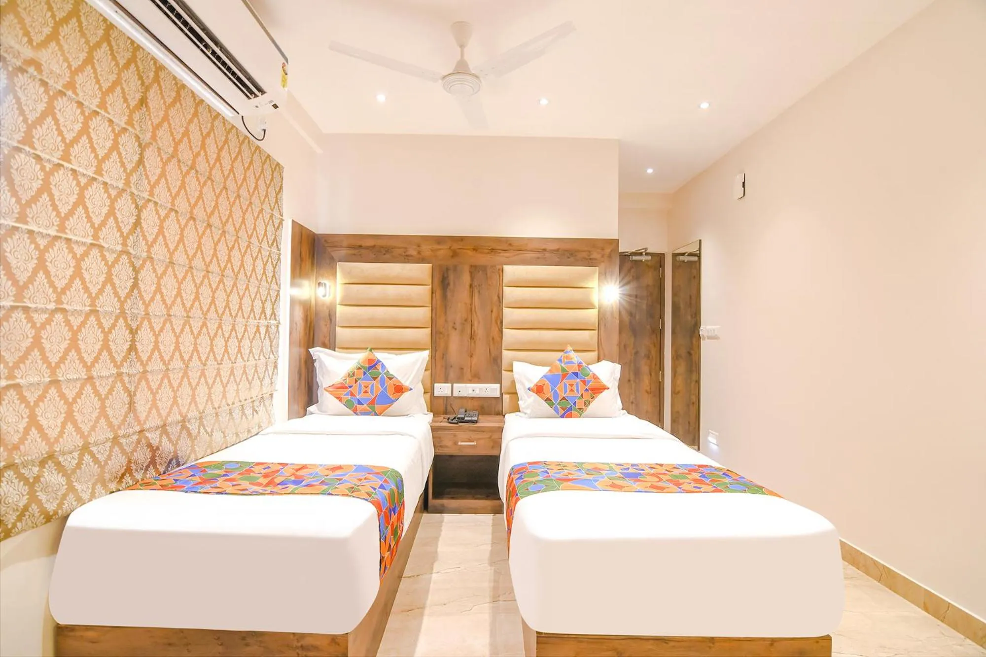 Bed in FabHotel Prime The Pavilion - Nr City Centre 2