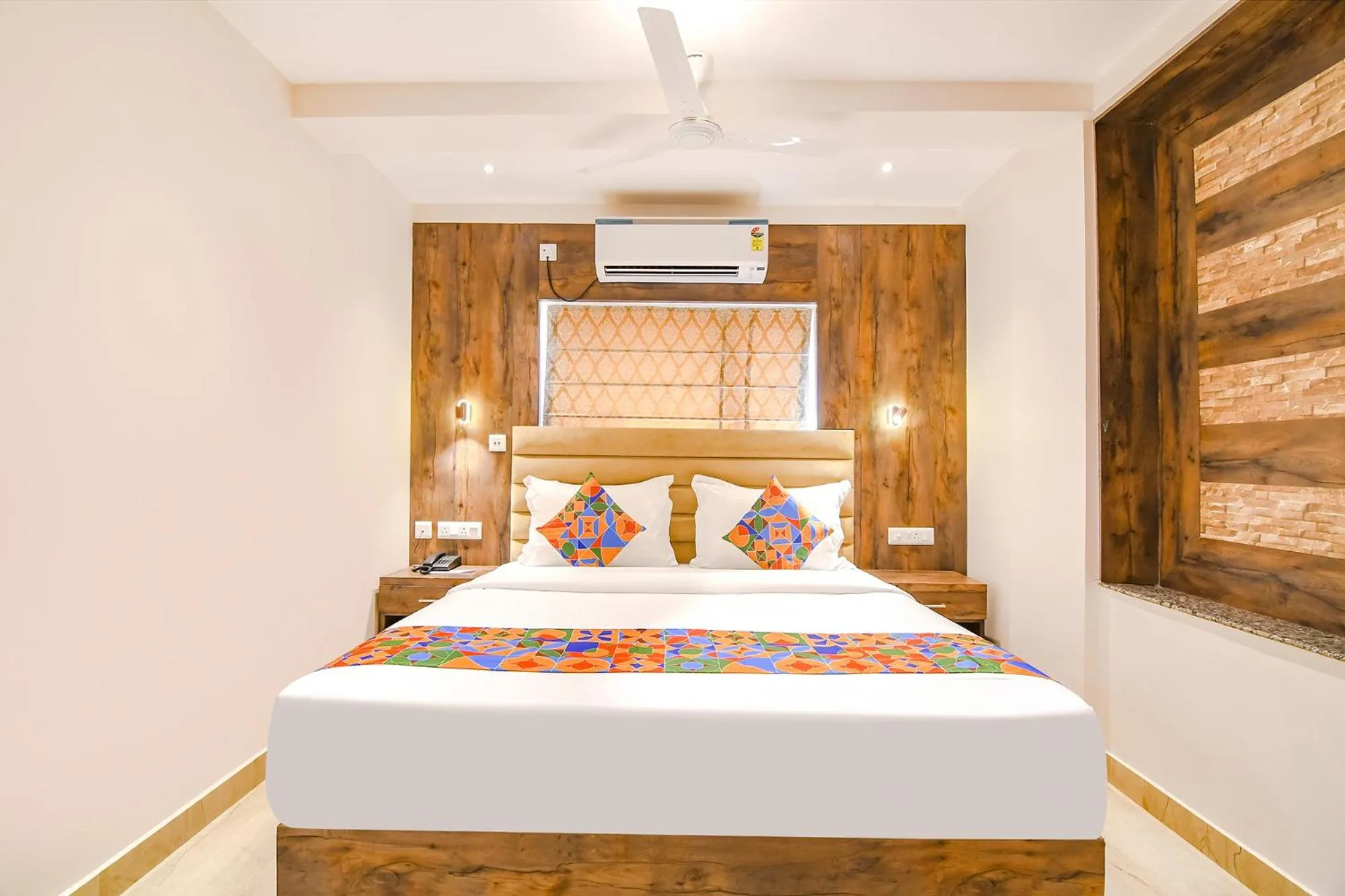 Bed in FabHotel Prime The Pavilion - Nr City Centre 2