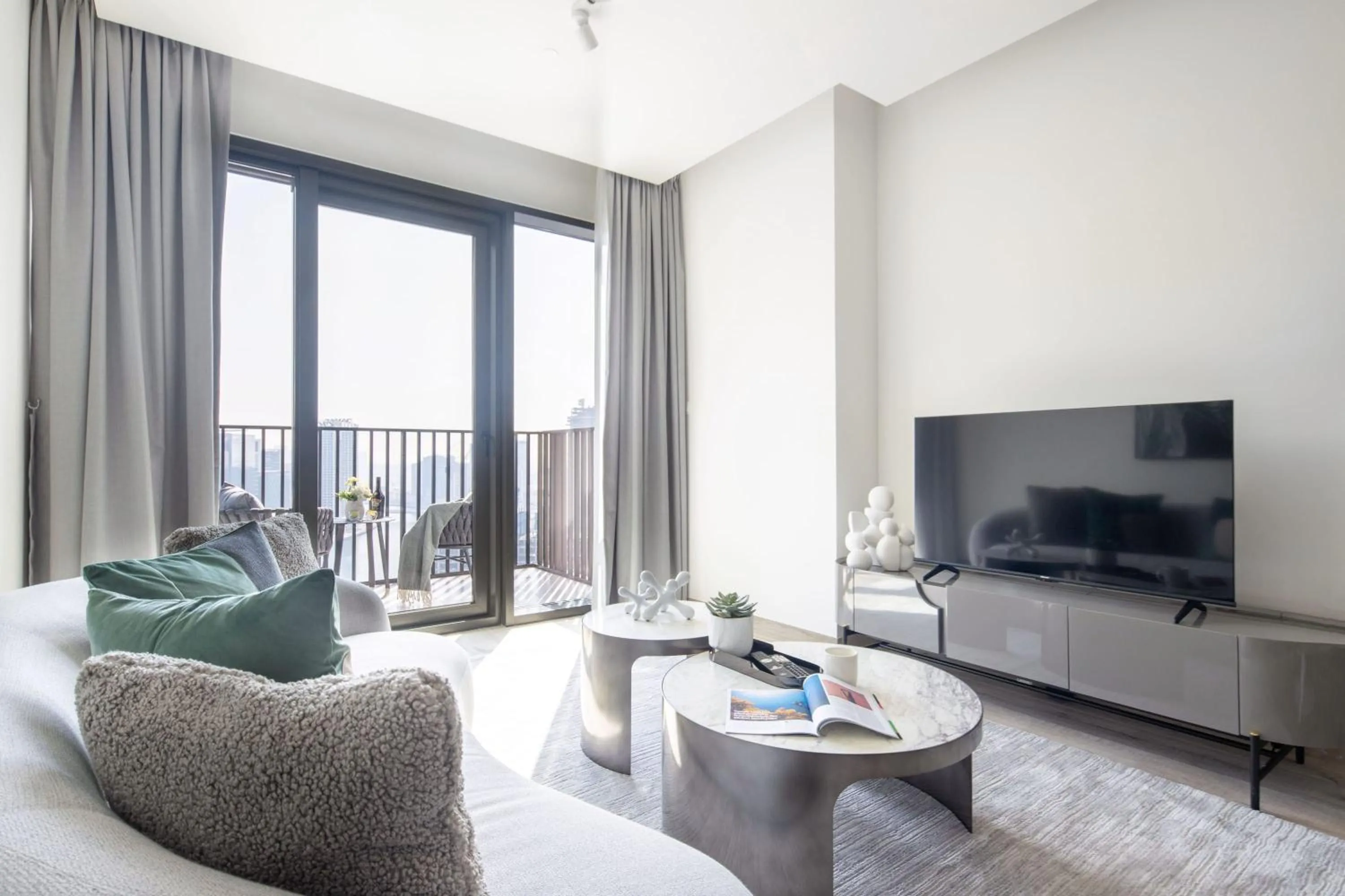 Frank Porter - Ahad Residences