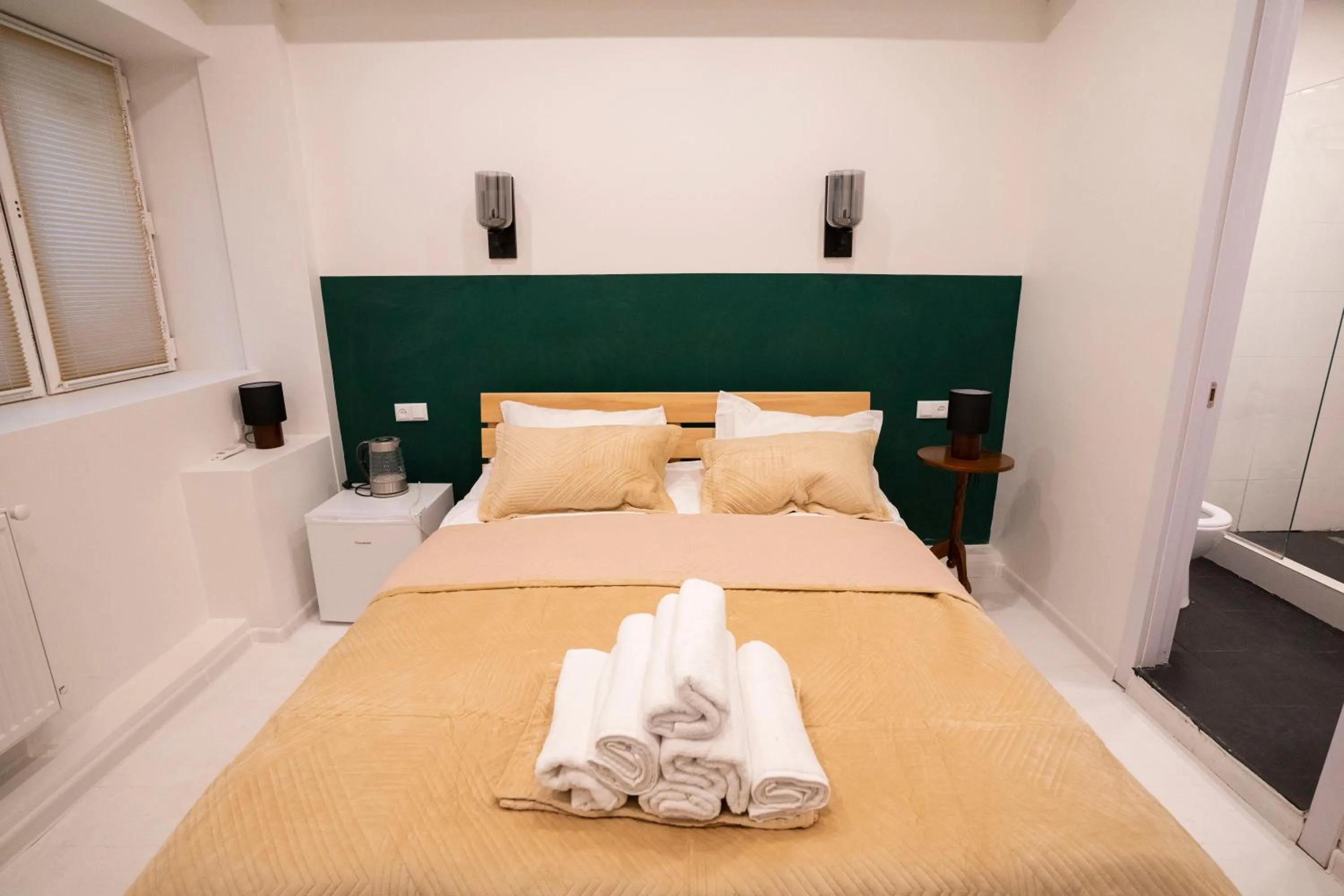 Bed in Sulitzer Residence